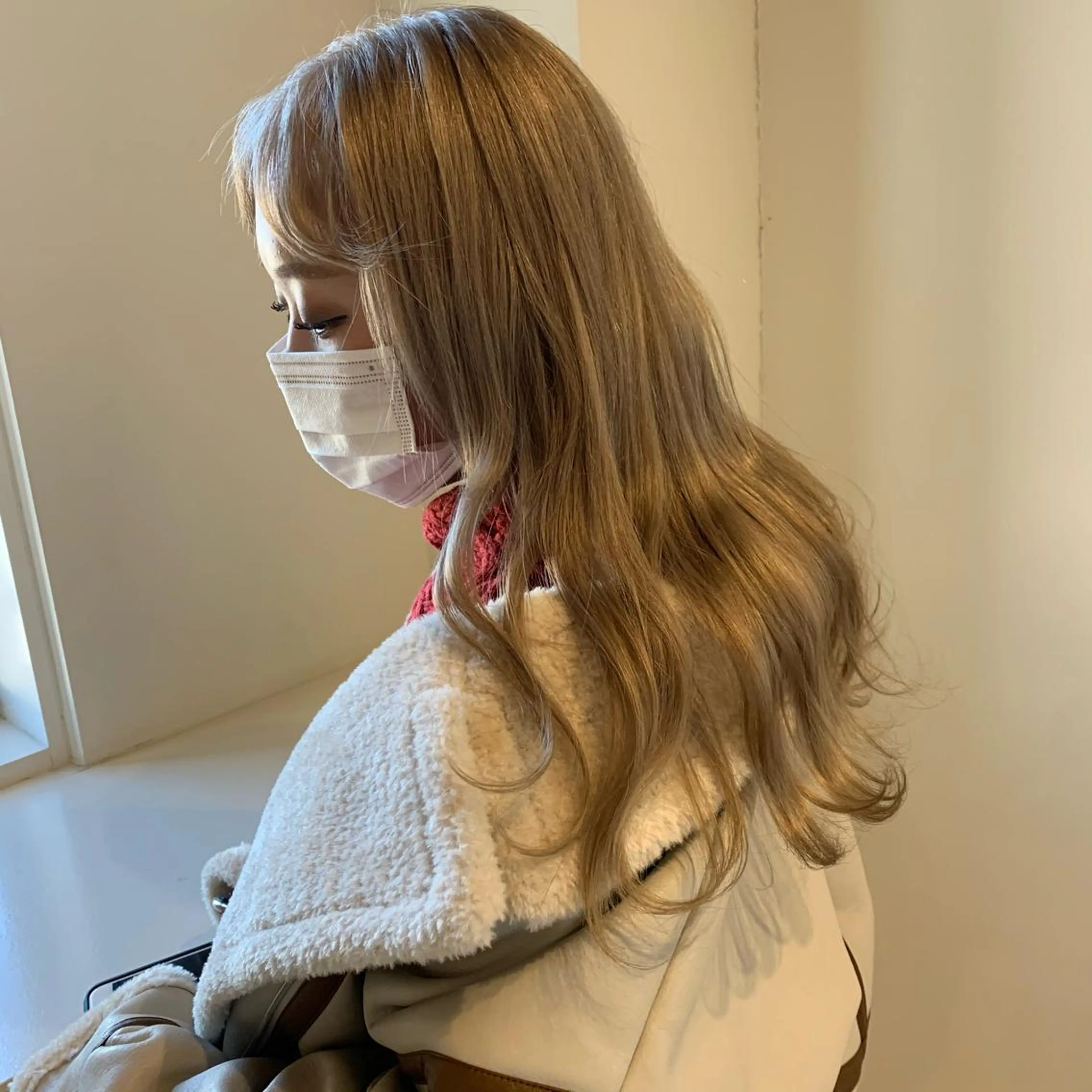 セミロング カラー ベージュカラー ミルキーベージュ 清水 亮太／赤み消しカラーのヘアスタイル