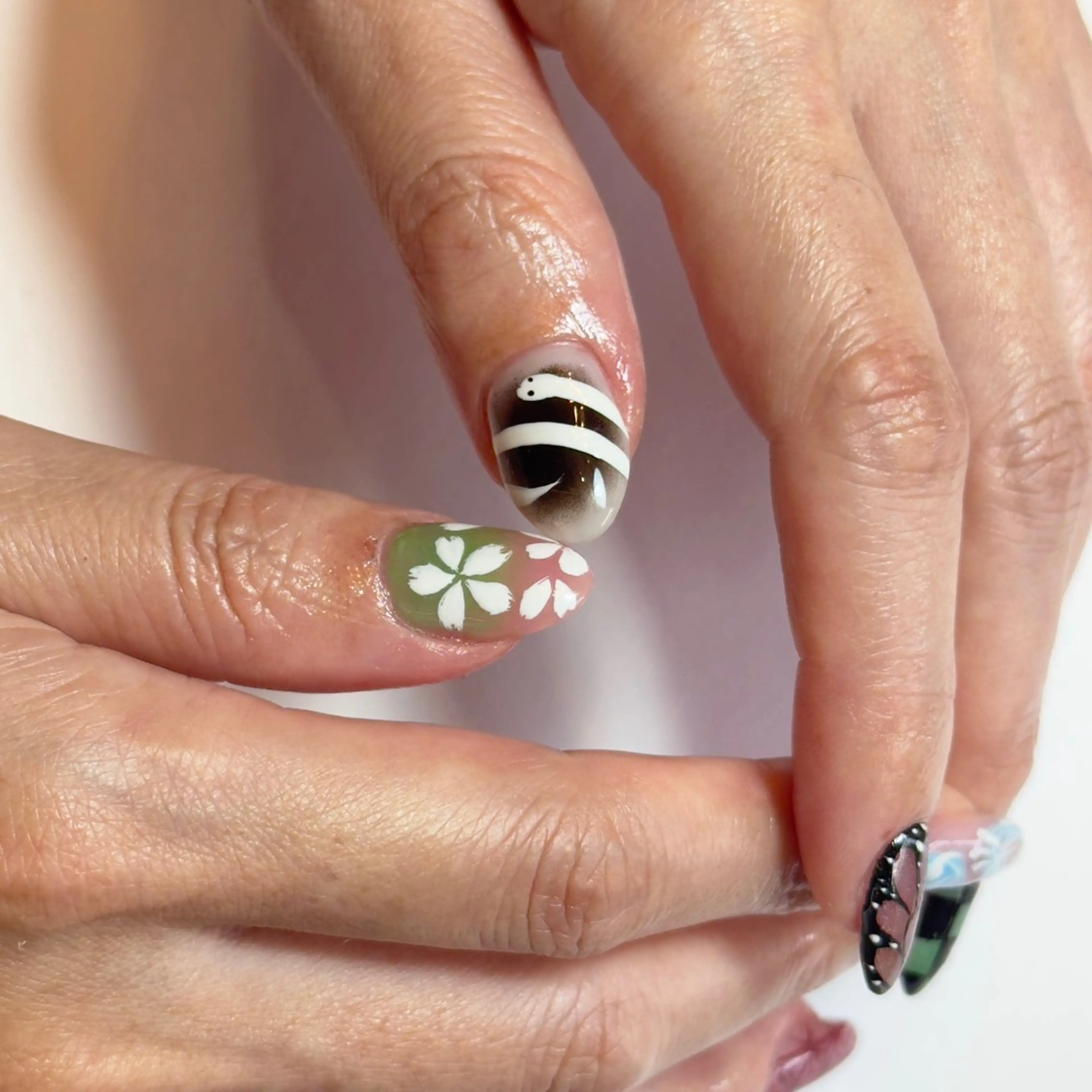 ネイル ハンドネイル NailsbyT N.Sugamoのネイルデザイン