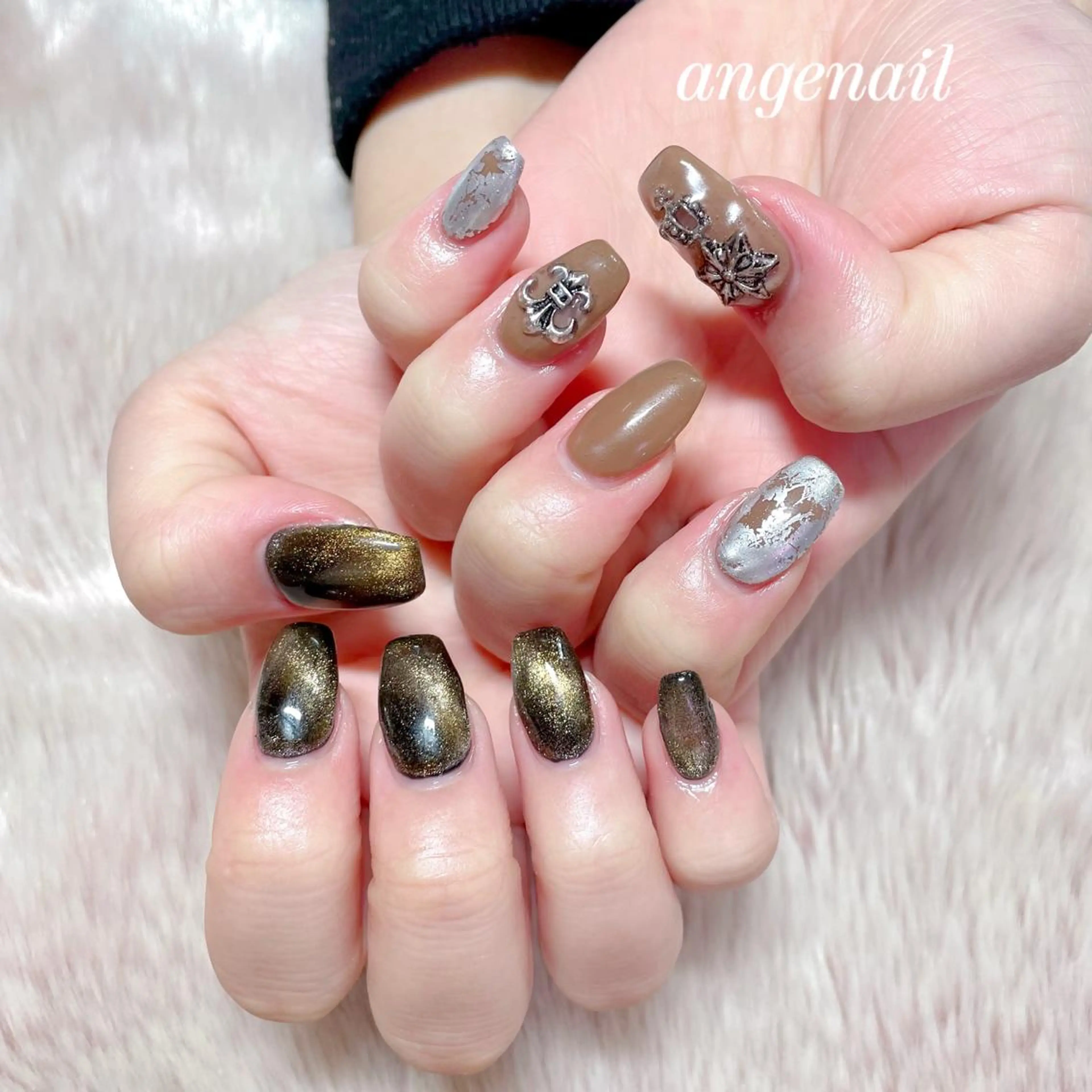 ネイル ハンドネイル オーナーネイリスト MAKIのネイルデザイン