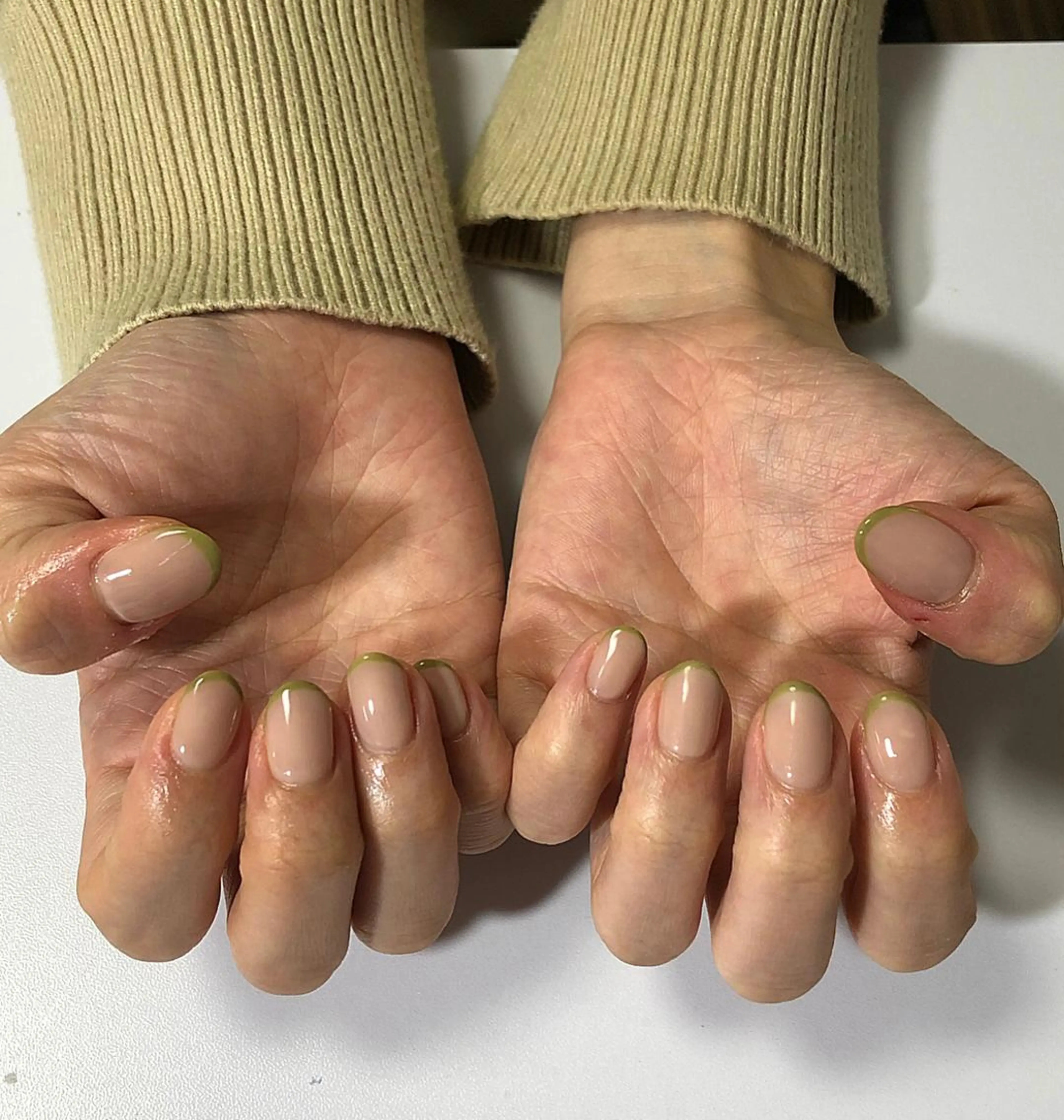 ネイル ハンドネイル émus nail Mamiのネイルデザイン