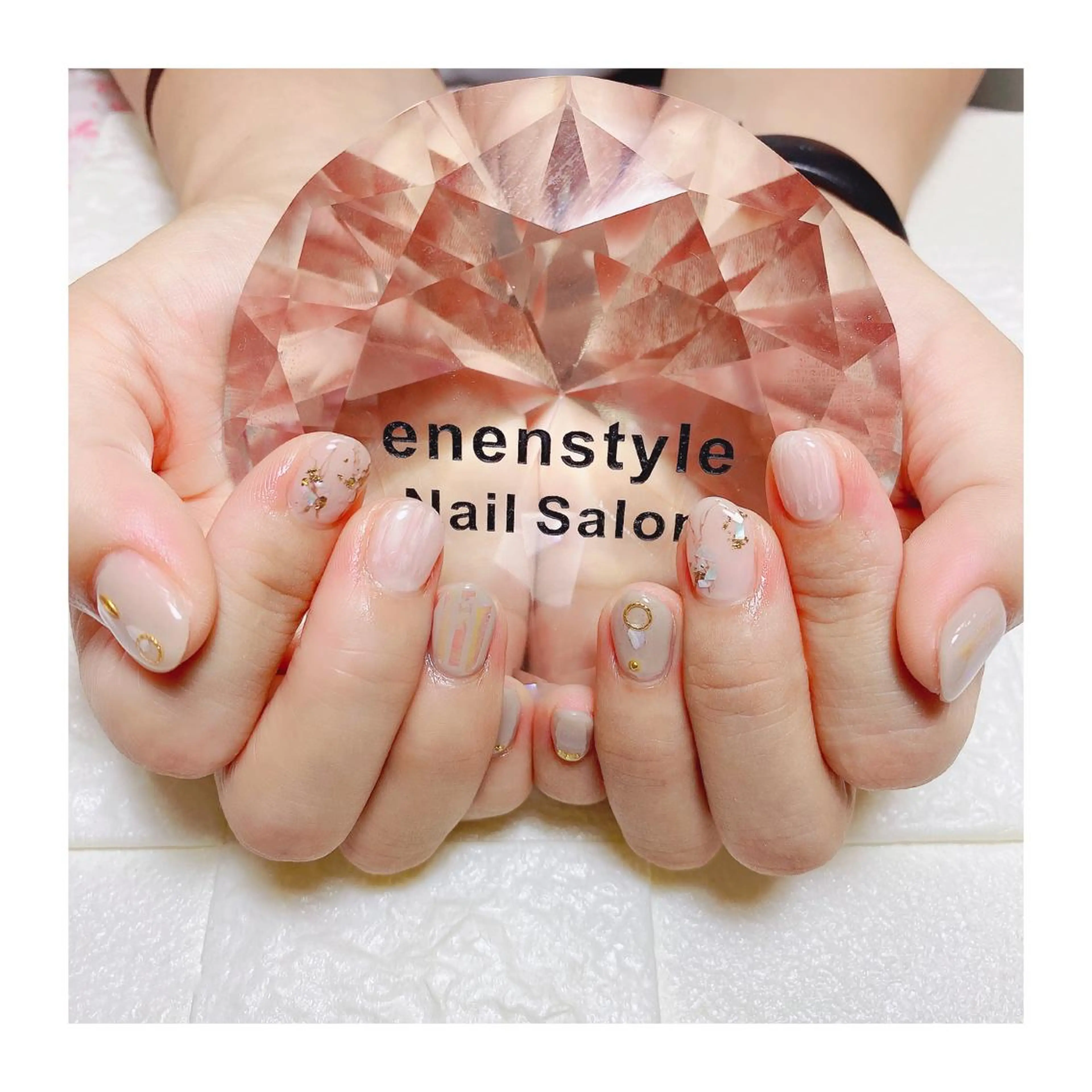 ショート ネイル ハンドネイル 👑enen style👑のネイルデザイン