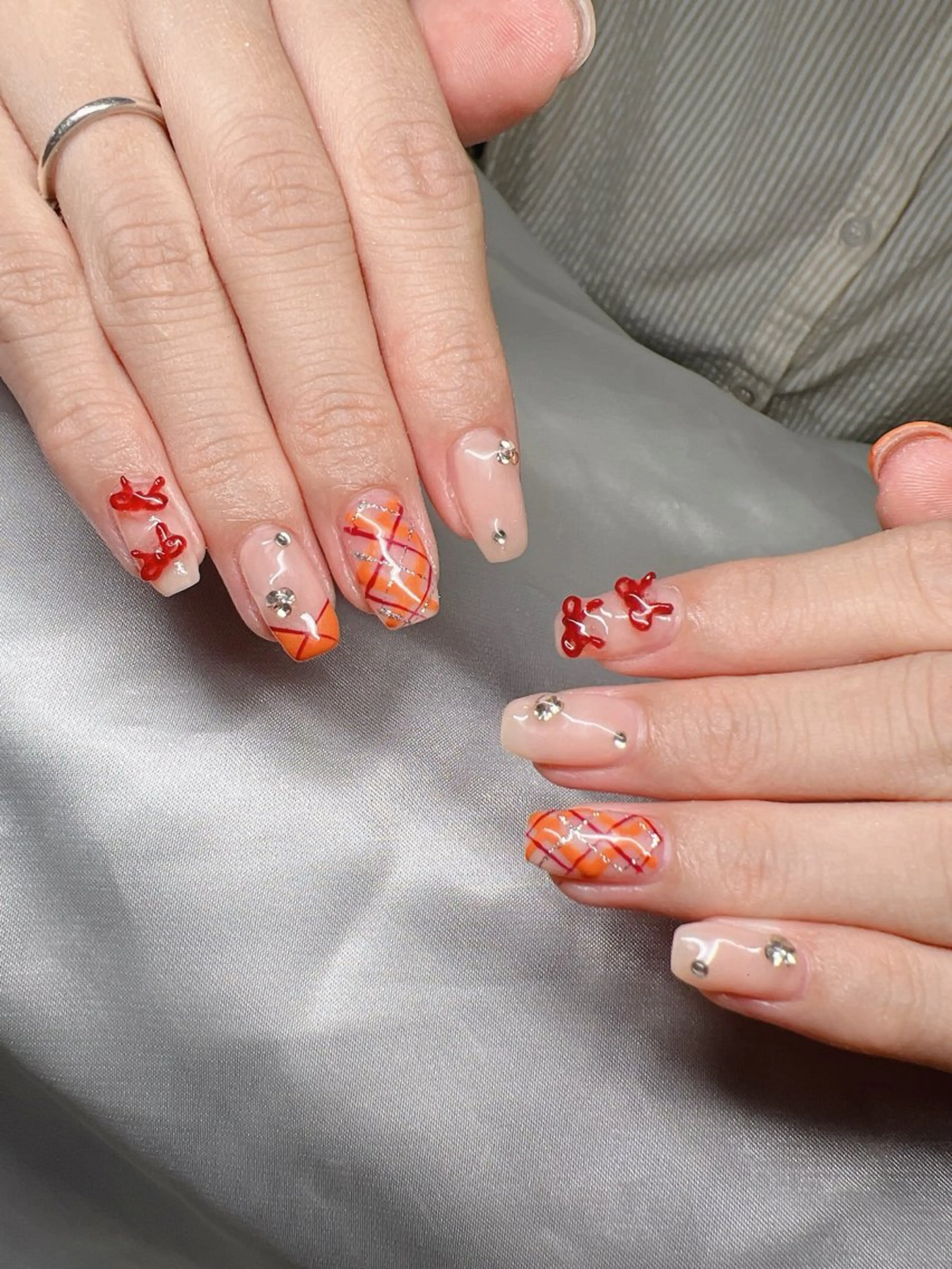 ネイル ハンドネイル Lee Nailsのネイルデザイン