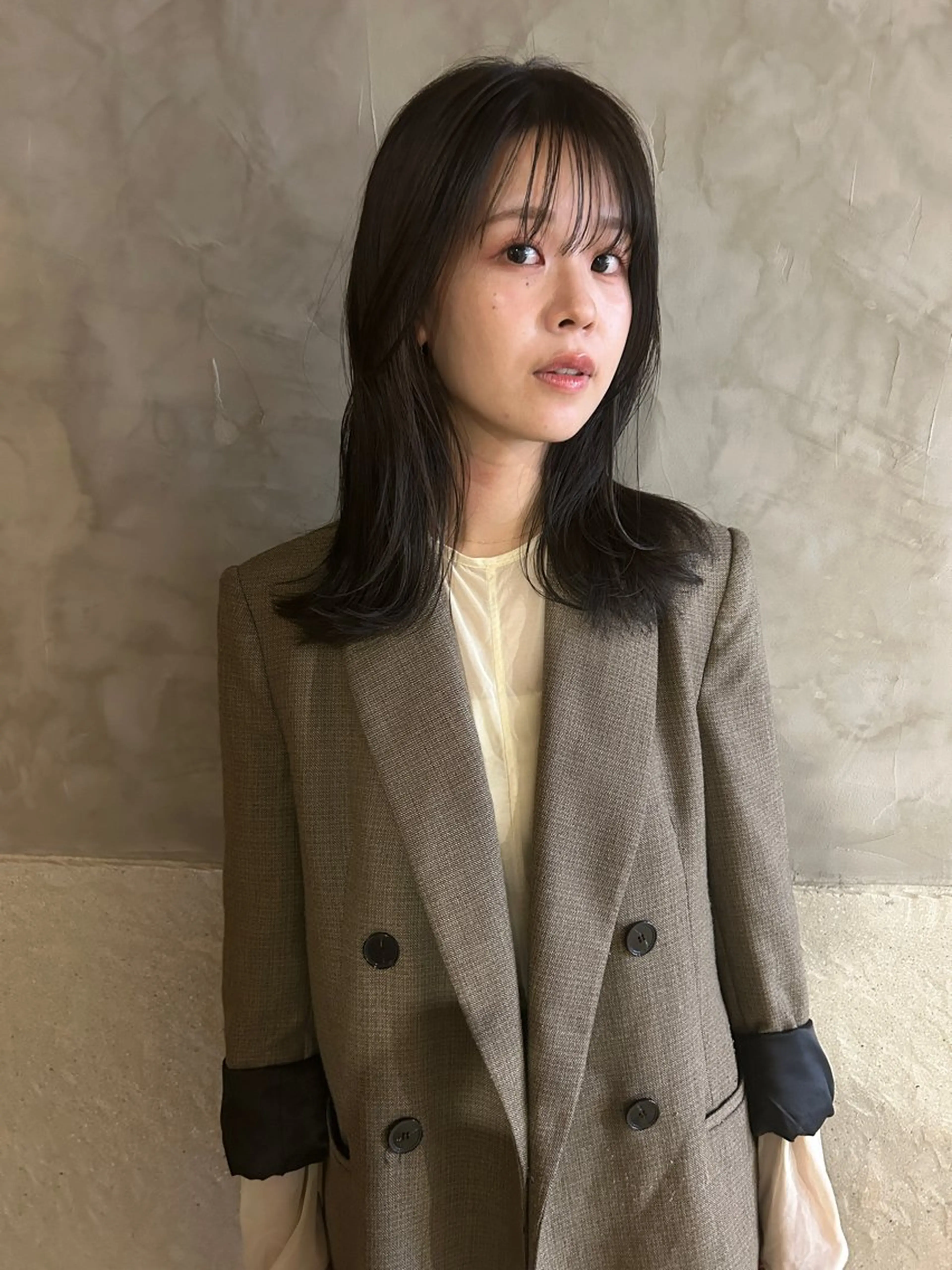 セミロング カラー カット ヘアカラー トリートメント さの あやねのヘアスタイル