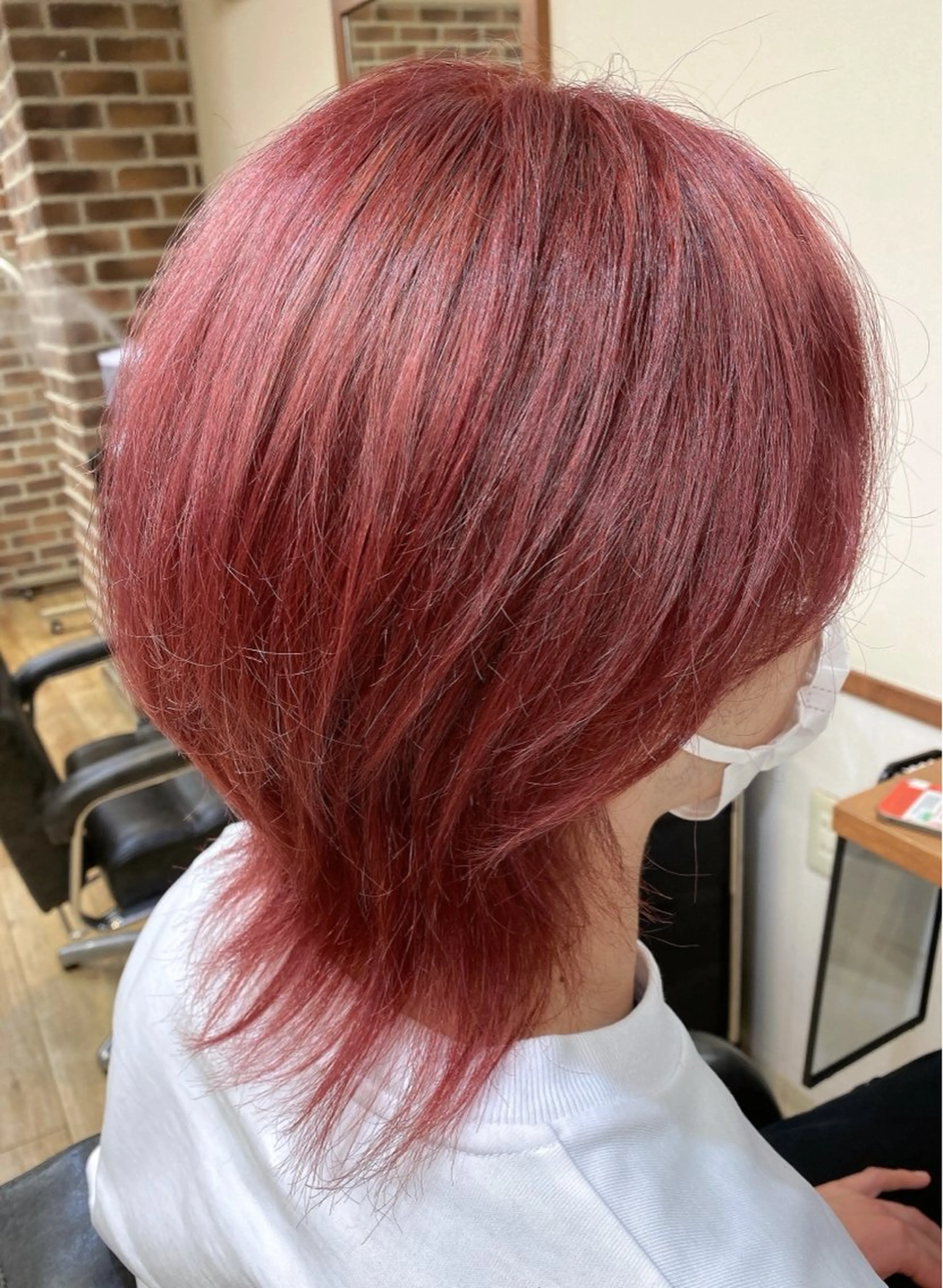 ショート カラー レッドカラー ウルフカット 國分 伸也のヘアスタイル