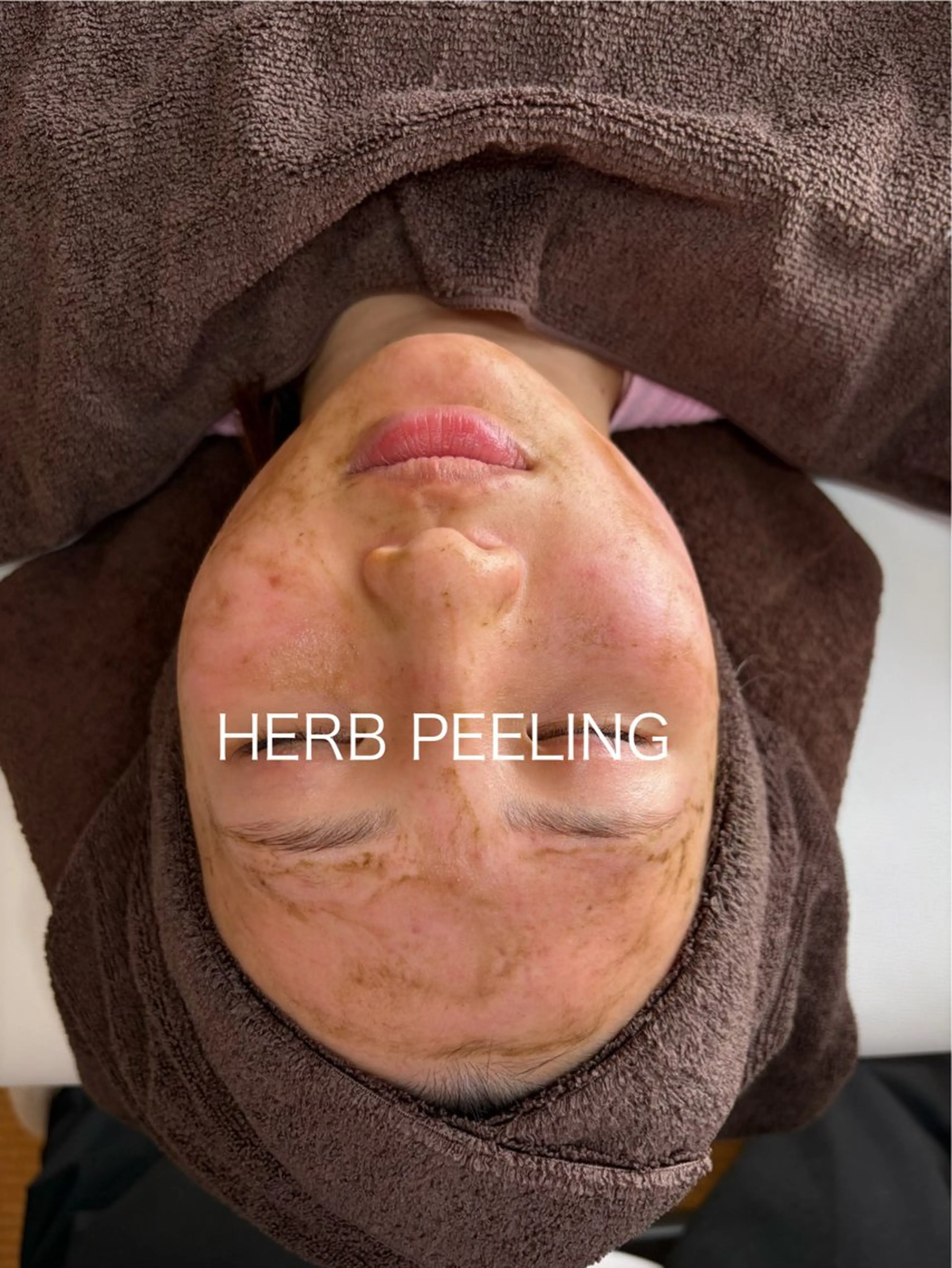 LUVRE龍田 MIKIまつ毛/眉毛の眉毛・アイブロウイメージ