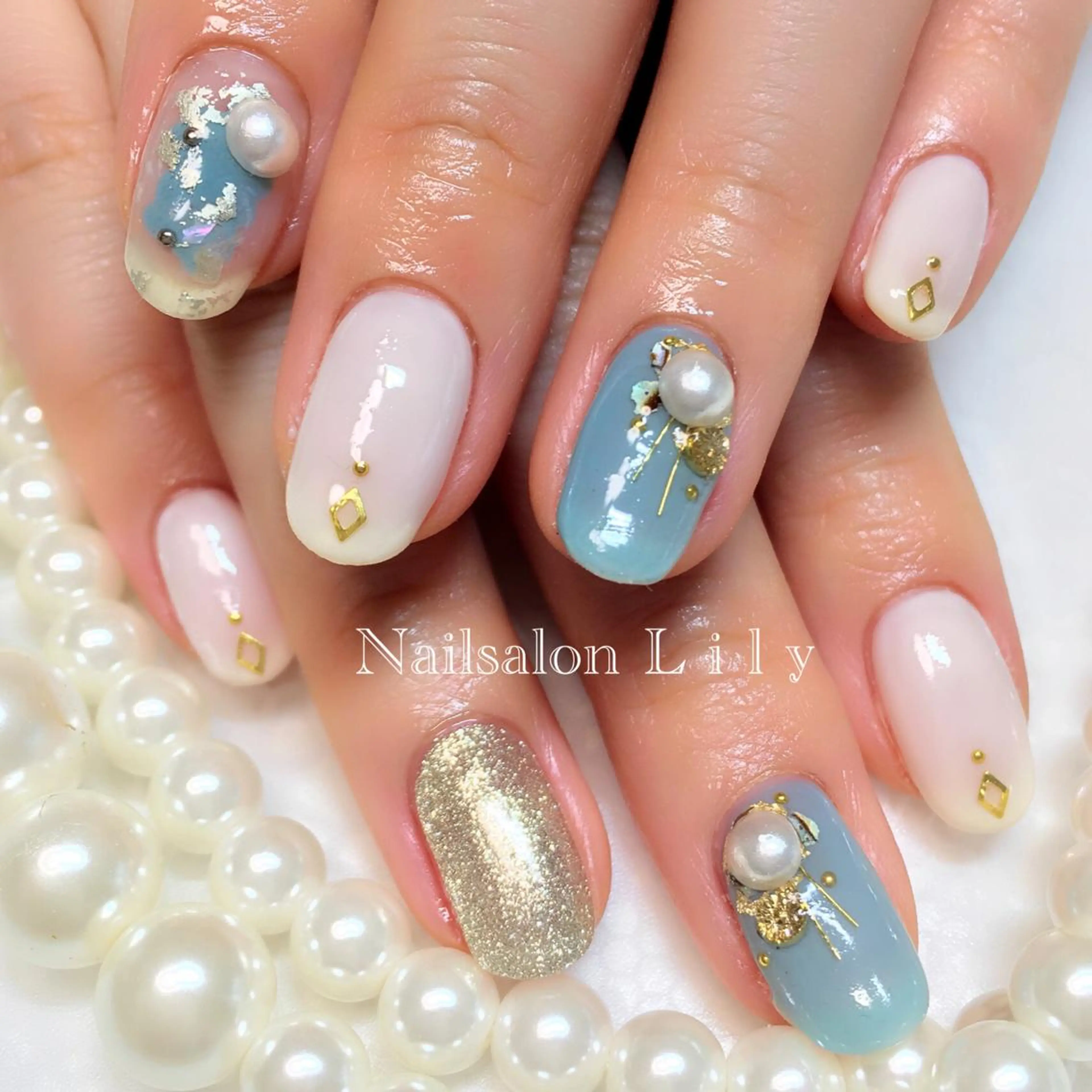 ネイル ニュアンスネイル Lily*nail 🌻Mii🌻のネイルデザイン