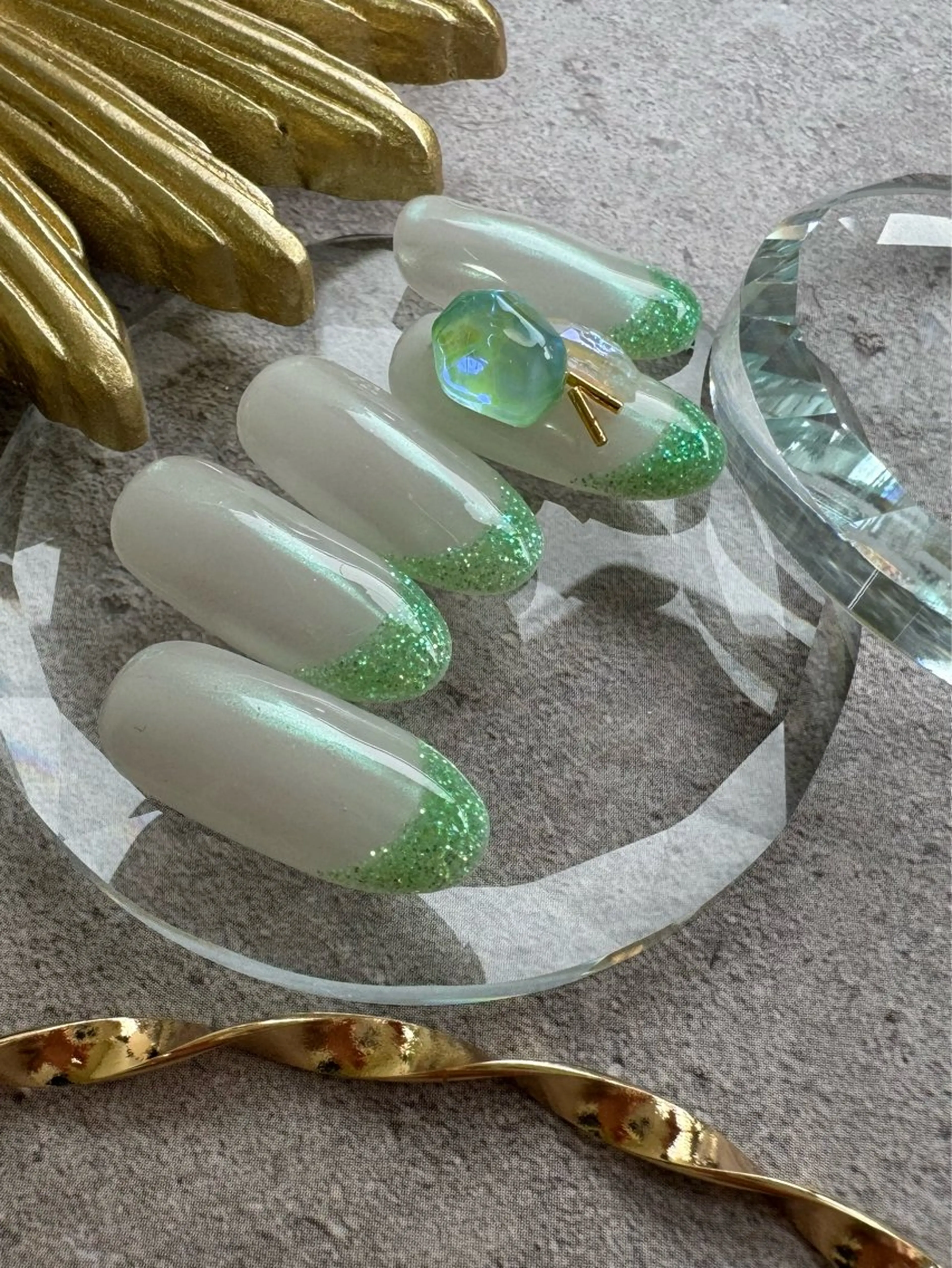 ネイル ブルー フレンチネイル グリーン ラメ(グリッター) ミラーネイル ハンドネイル LUNE NAILのその他イメージ