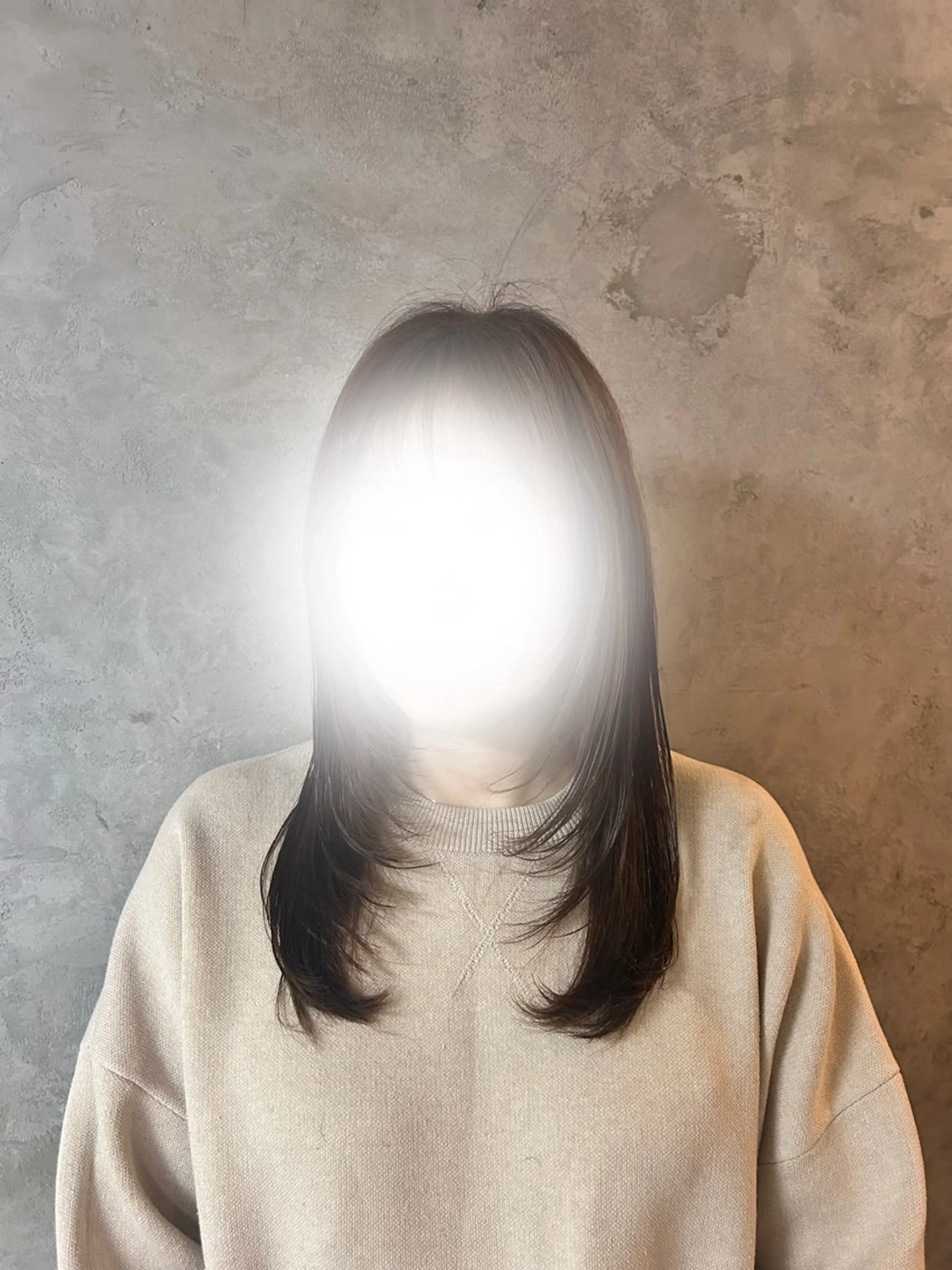 セミロング カラー 濵﨑 理奈のヘアスタイル