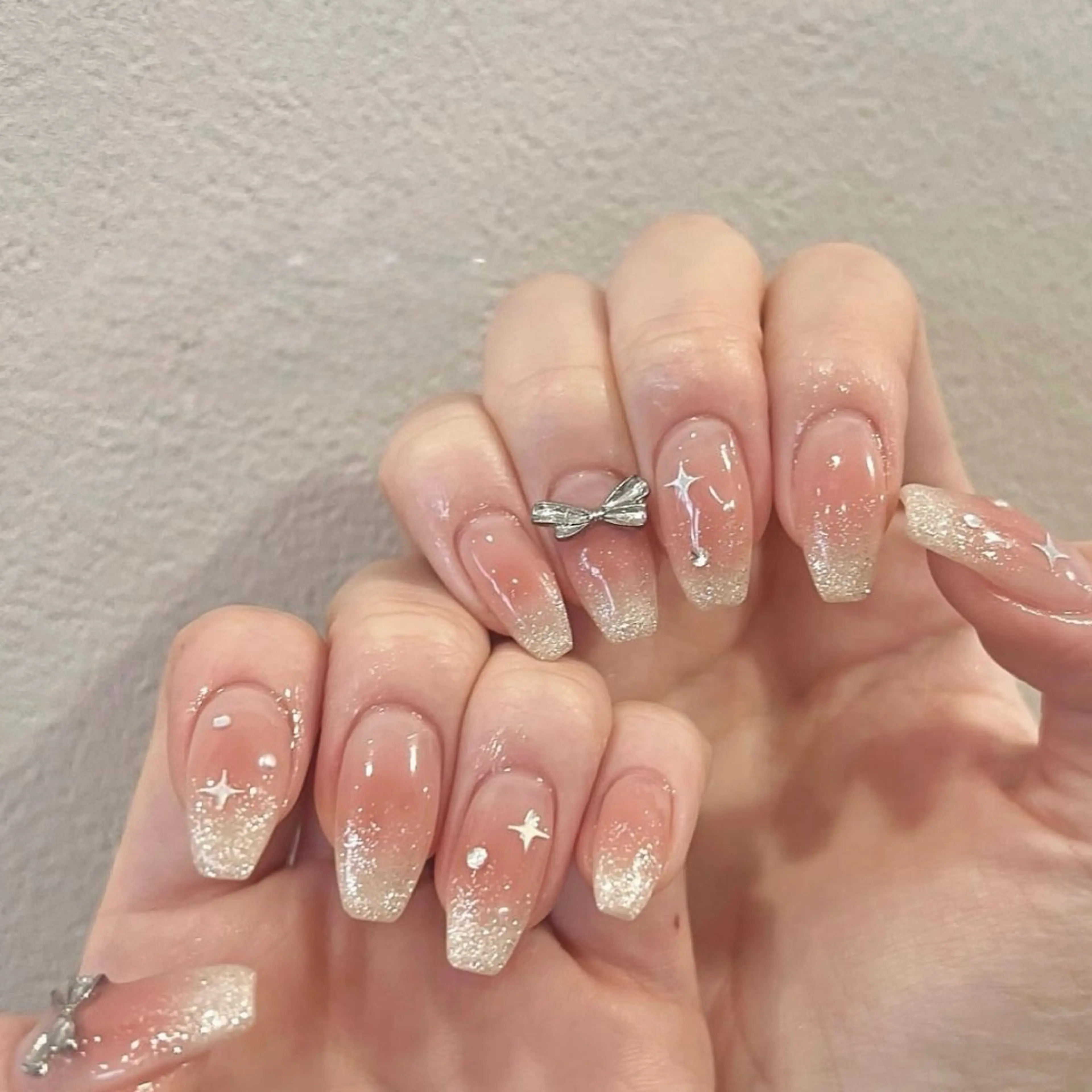 ネイル オーロラネイル チークネイル 長さ出し フットネイル フレンチネイル ハンドネイル ハンドケア J&C Nail Salon吉祥寺所属・Yu Ki ネイルのネイルデザイン