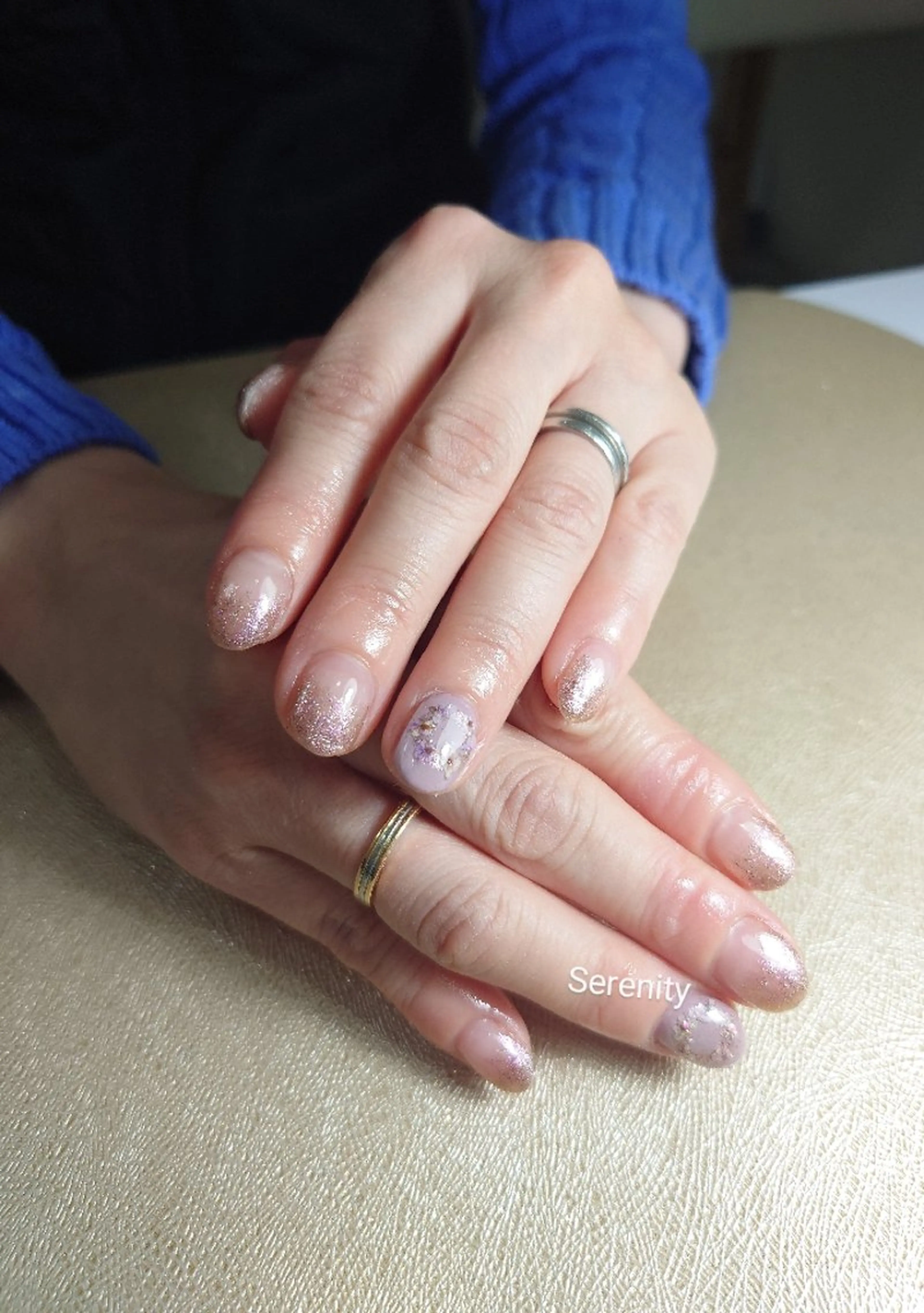 ネイル キラキラネイル ラメ(グリッター) ラメグラデーション シンプルネイル 春ネイル nail  serenityのネイルデザイン