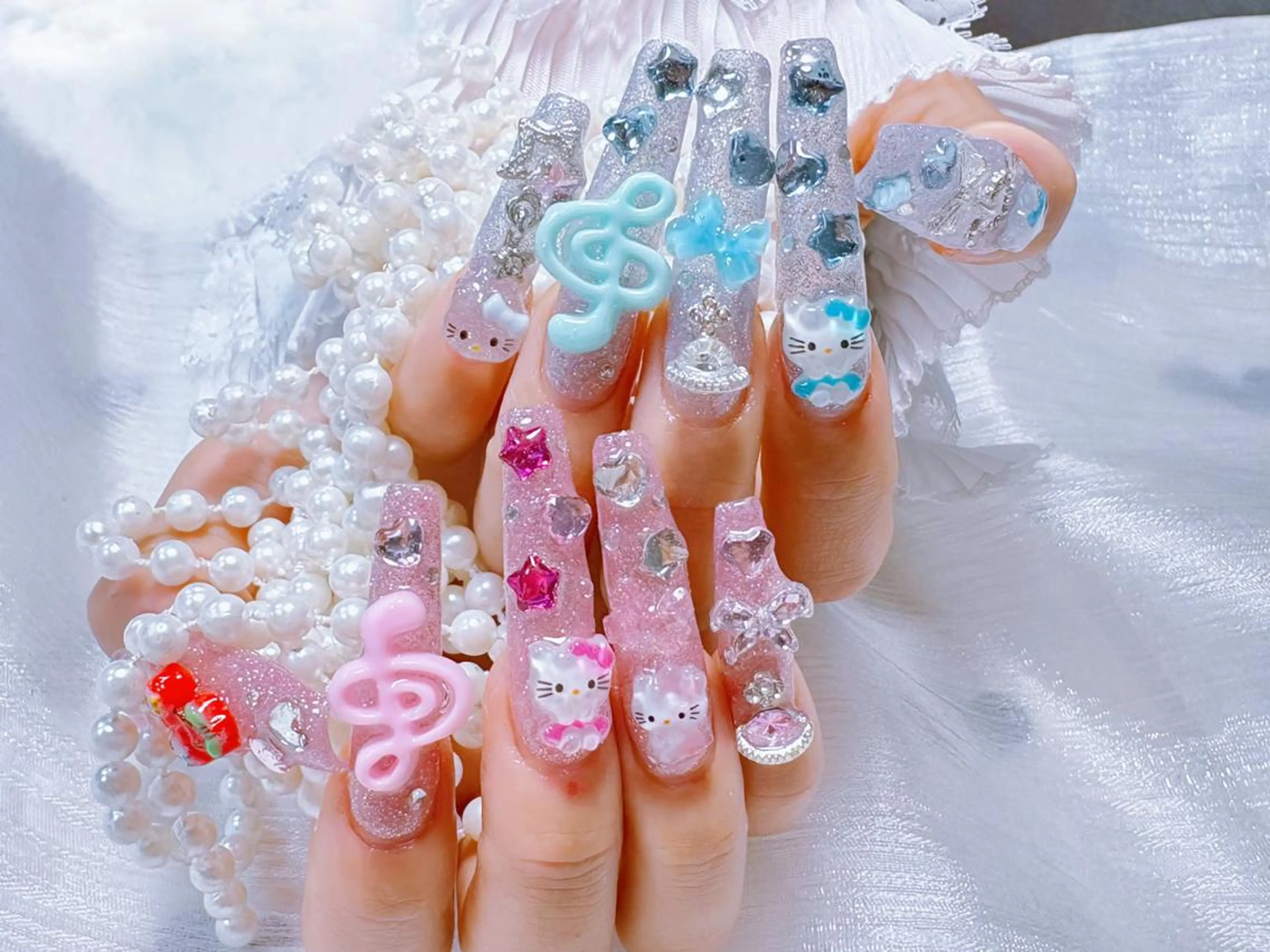 ネイル 🐳彩羽チップ 長さだし専門🐳のネイルデザイン