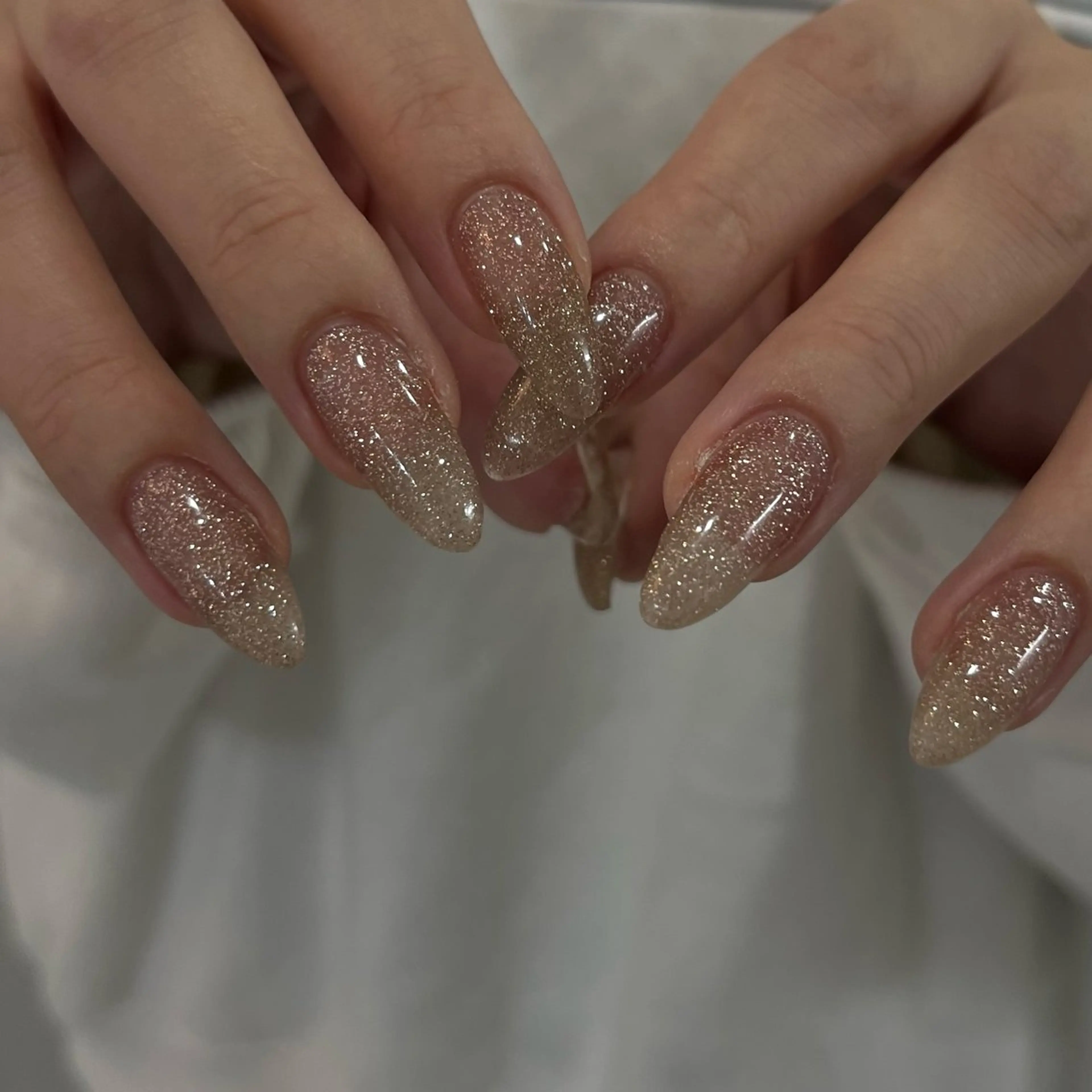 ネイル Ray. ちゅるん系ニュアンスのエステ・リラクイメージ