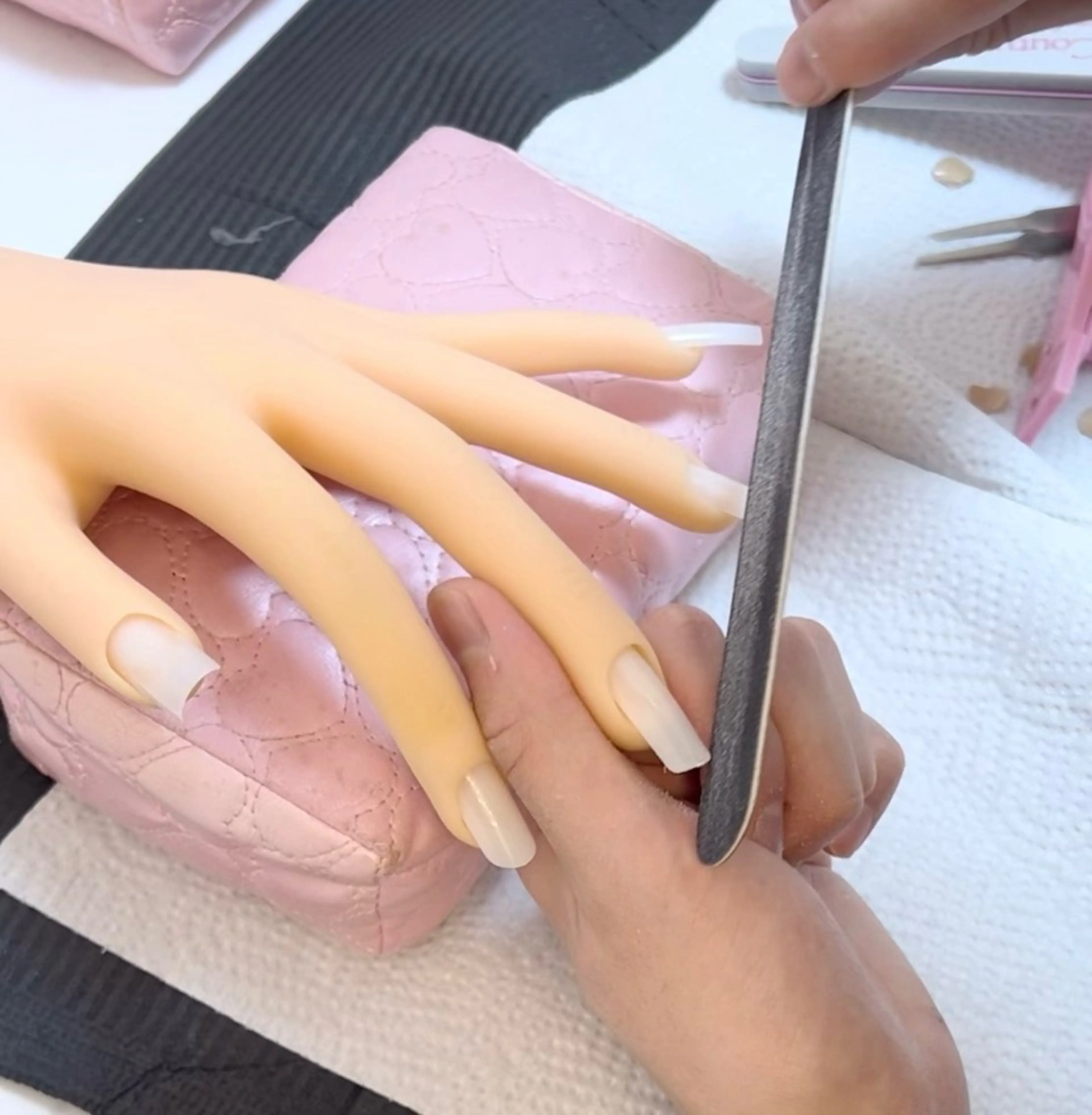 🌸ネイルレッスン【ネイルの基礎♡カラー編】の写真