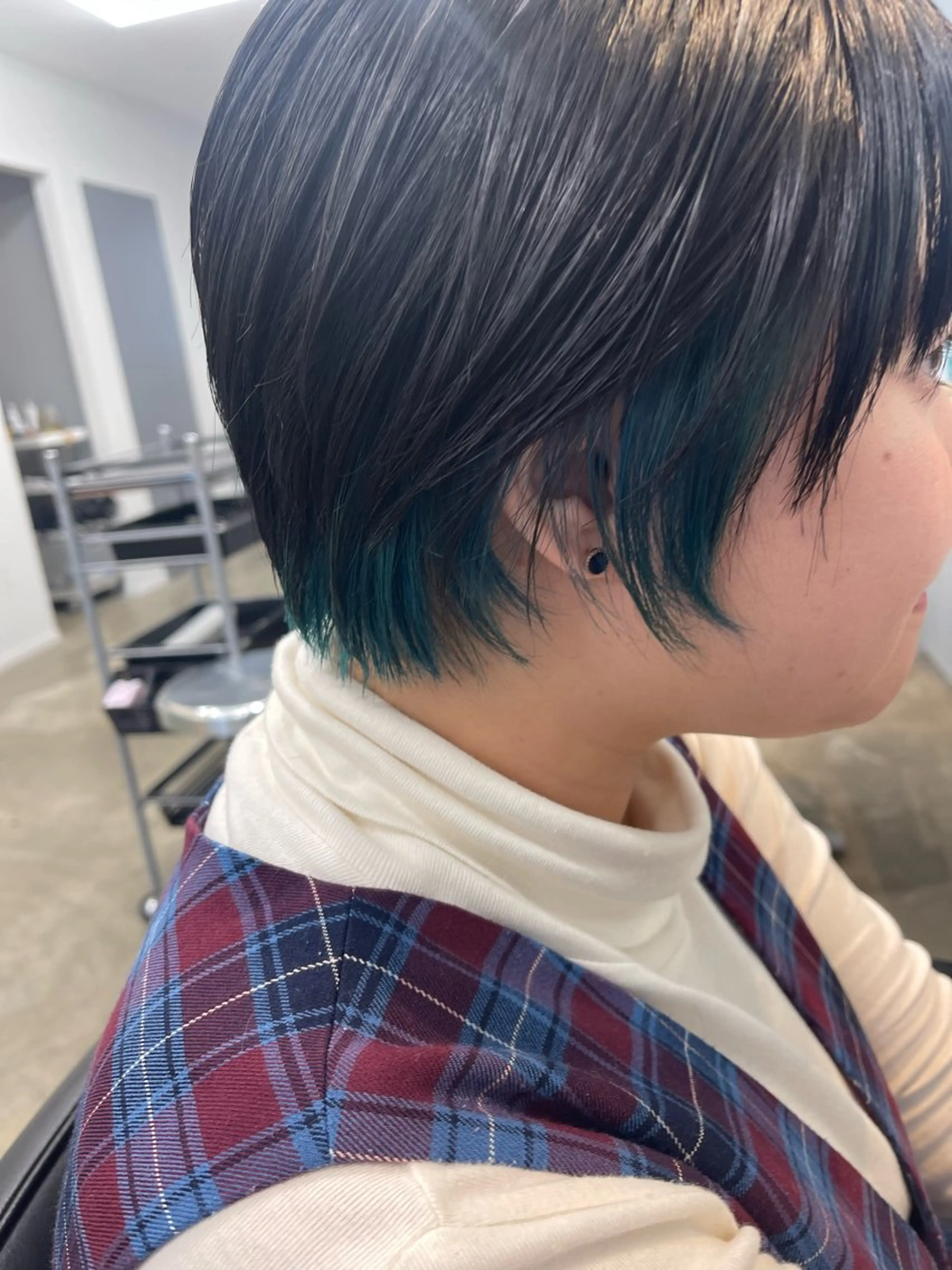 ショート カラー 💓パーマ，💗 レイヤーカットのヘアスタイル