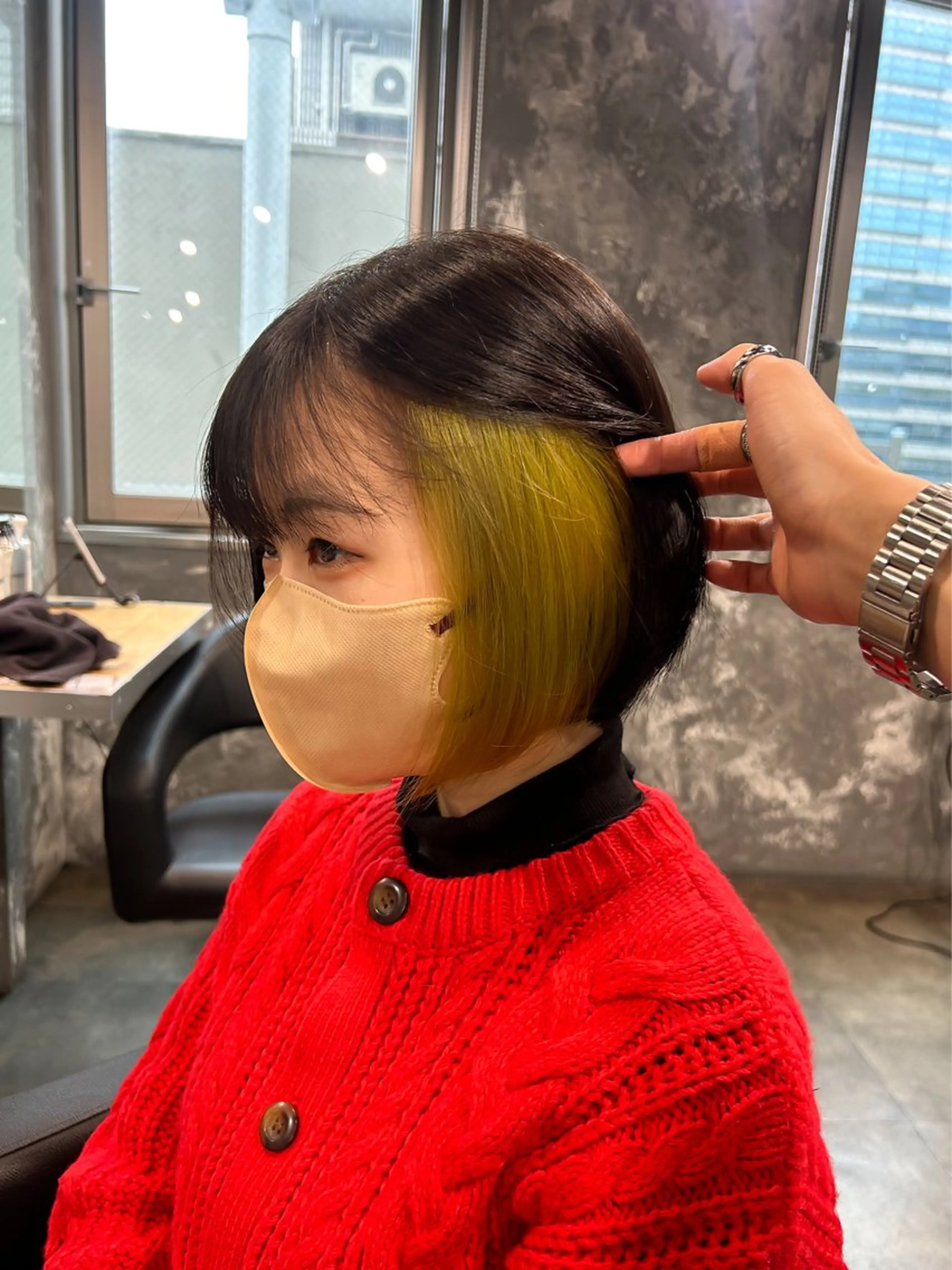 ショート カラー ブリーチ ケアブリーチ ダブルカラー イヤリングカラー インナーカラー 【縮毛矯正ブリーチ】 MANATO🌈のヘアスタイル