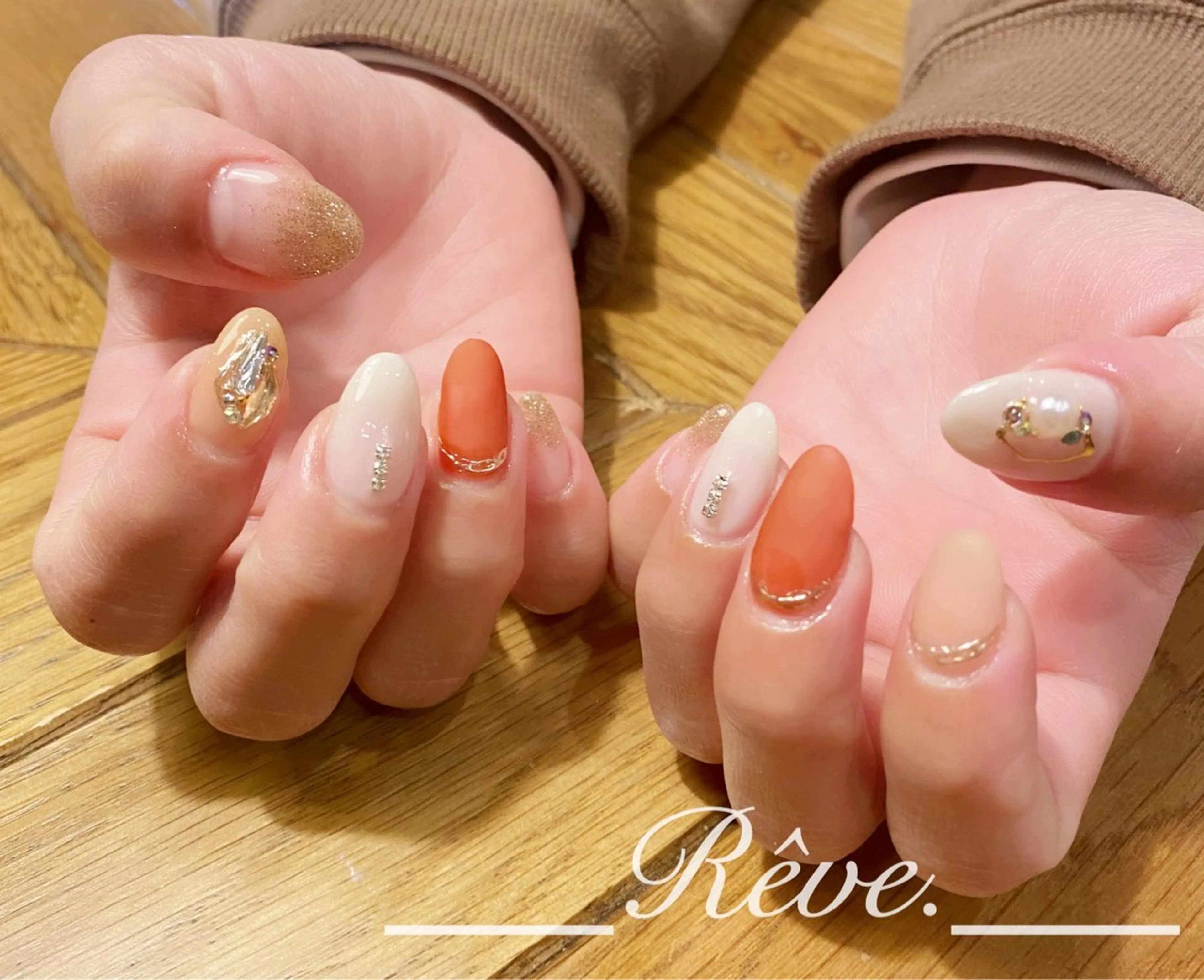 ネイル Reve. 黒澤のネイルデザイン