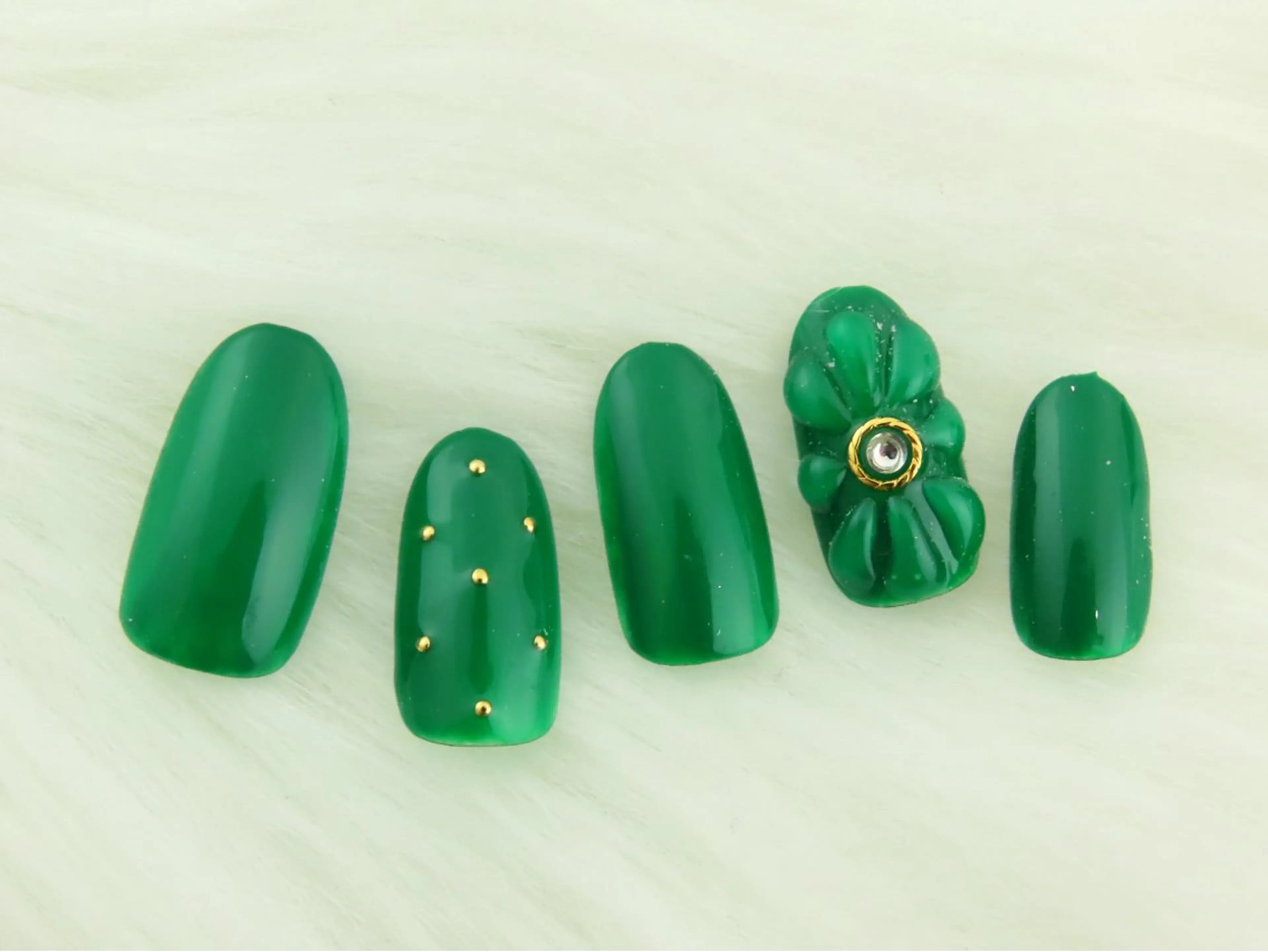 ネイル alex gimickのネイルデザイン