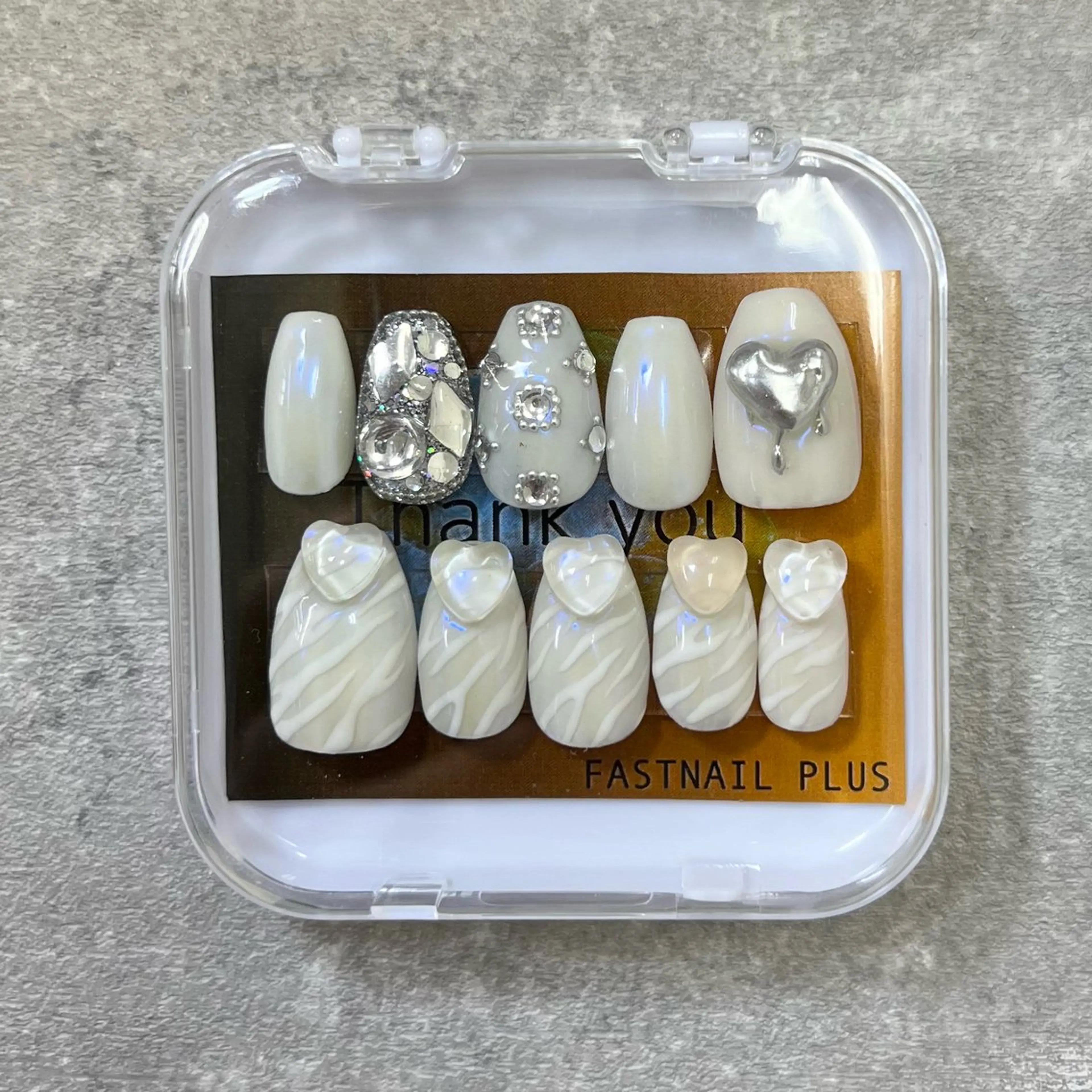 🤍ｵｰﾀﾞｰﾁｯﾌﾟ受付中🤍【ｵｰﾀﾞｰﾁｯﾌﾟ＆ｹｰｽ＆ﾃｰﾌﾟ込み】の写真