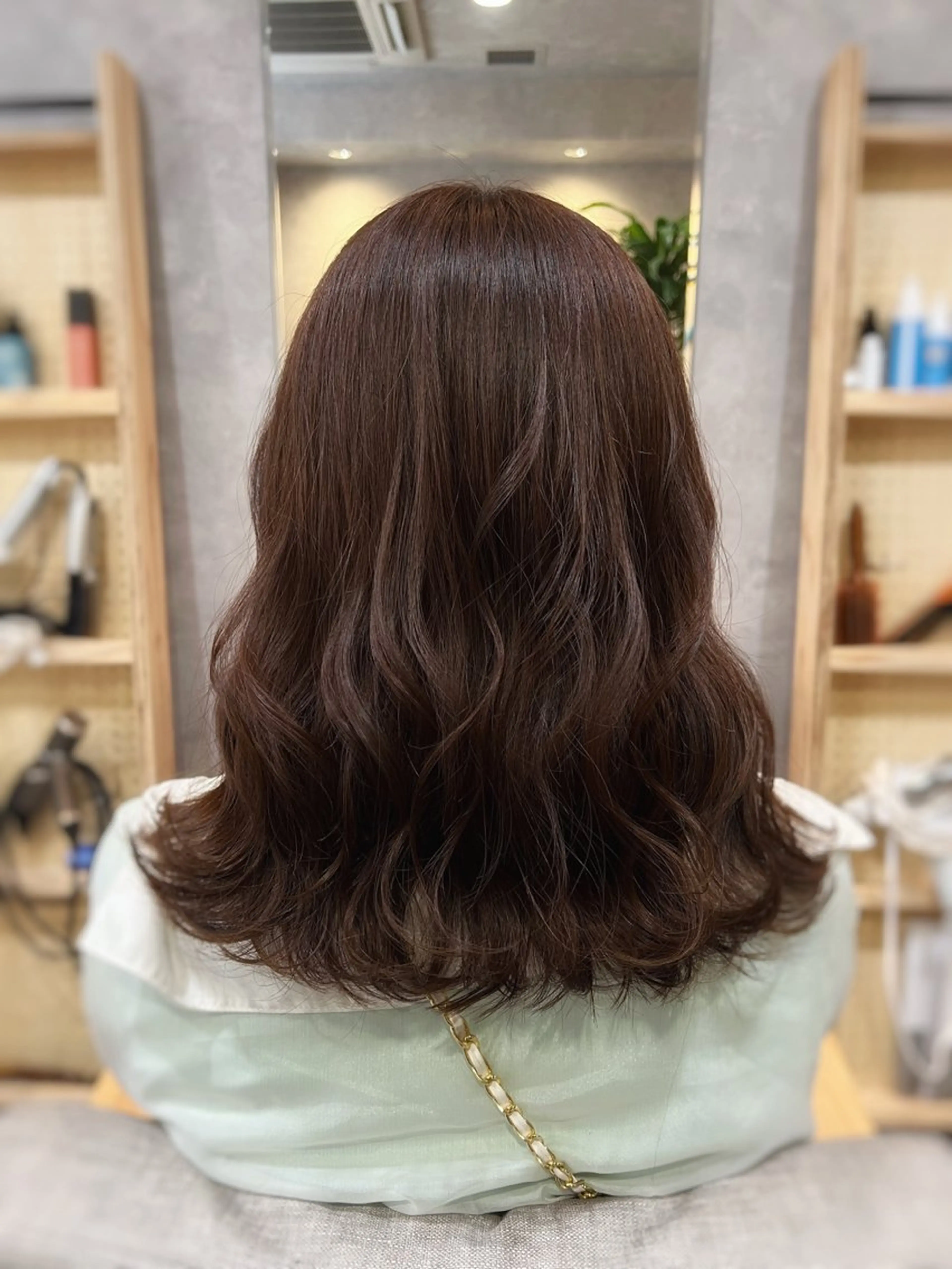 セミロング カラー 中村 ひなたのヘアスタイル