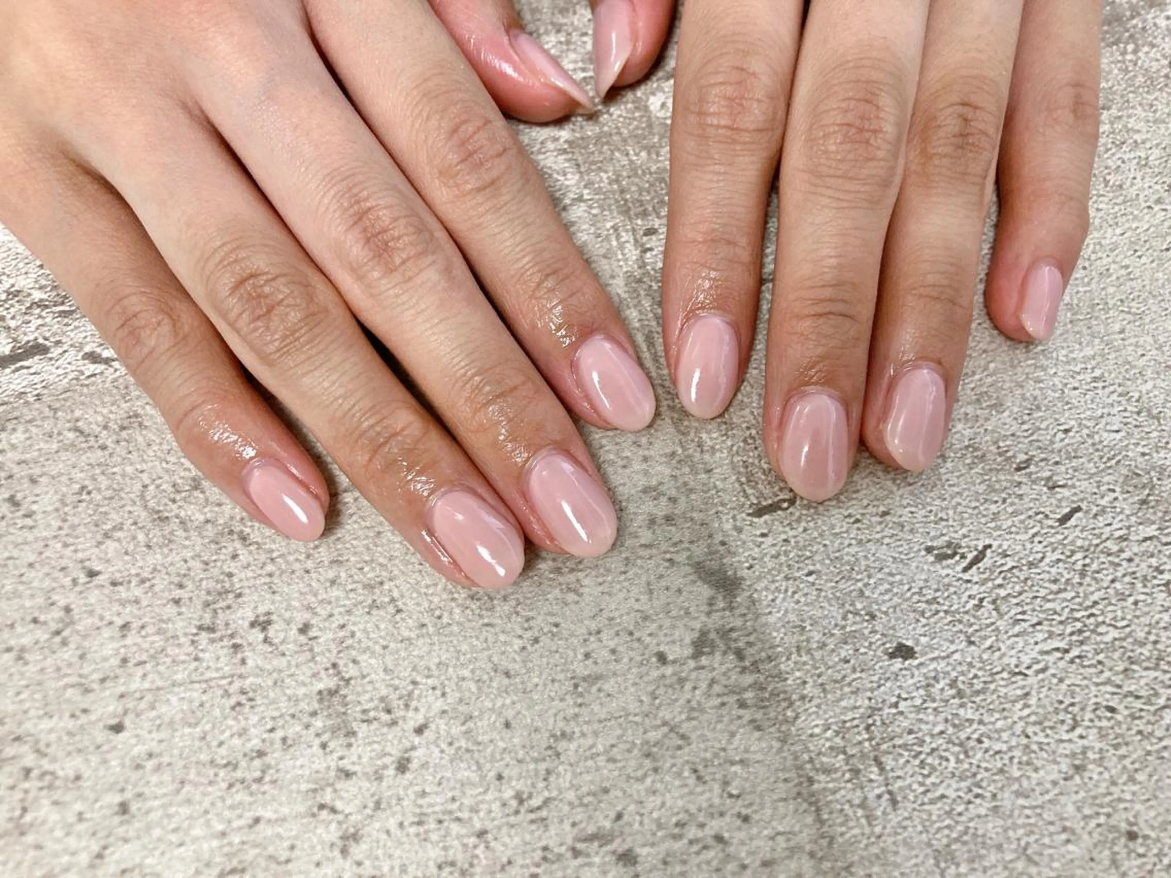 ネイル ワンカラーネイル ピンク ハンドネイル mogunail &blowのネイルデザイン