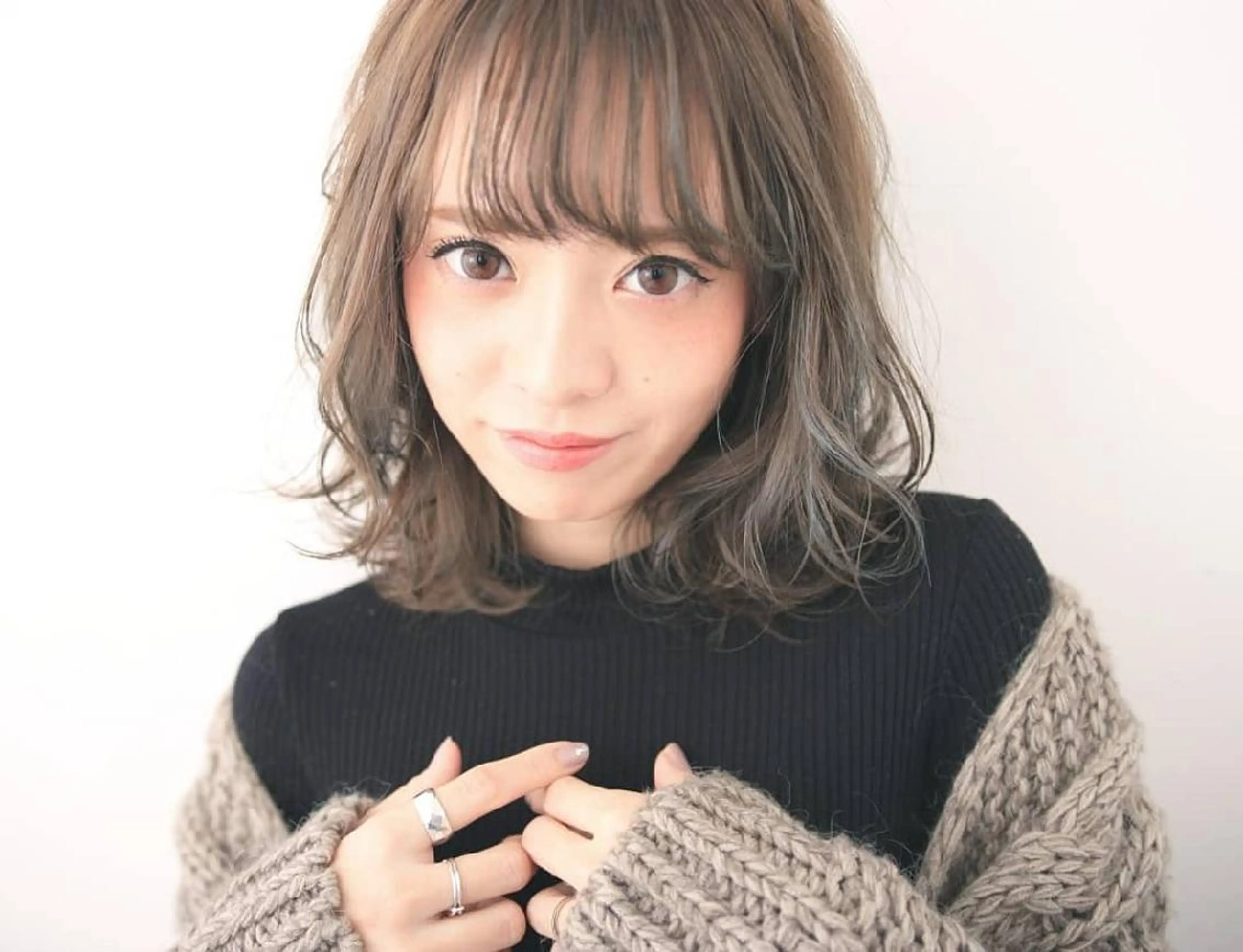 ミディアム 新生活応援★半額/ 25歳以下　“内間”のヘアスタイル