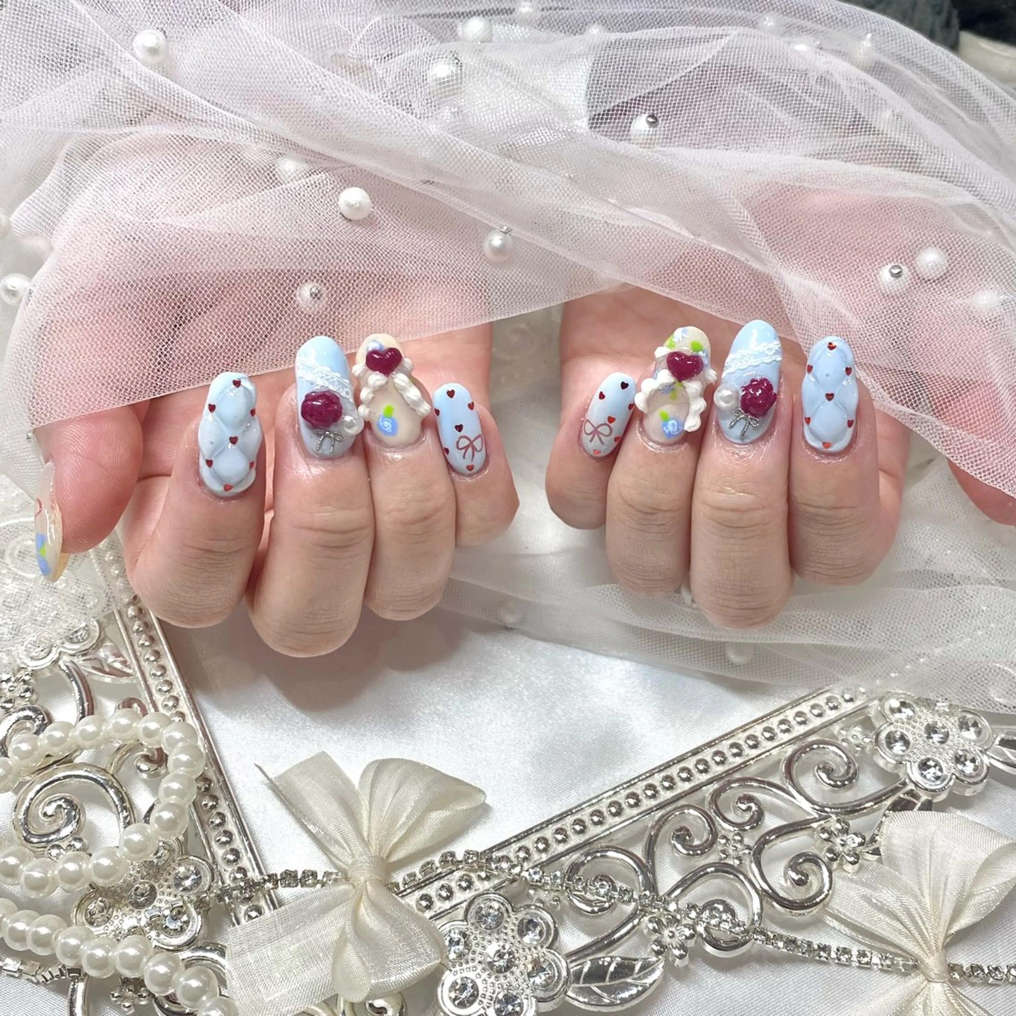 ネイル ハンドネイル Yveil心斎橋店 hirokoのネイルデザイン