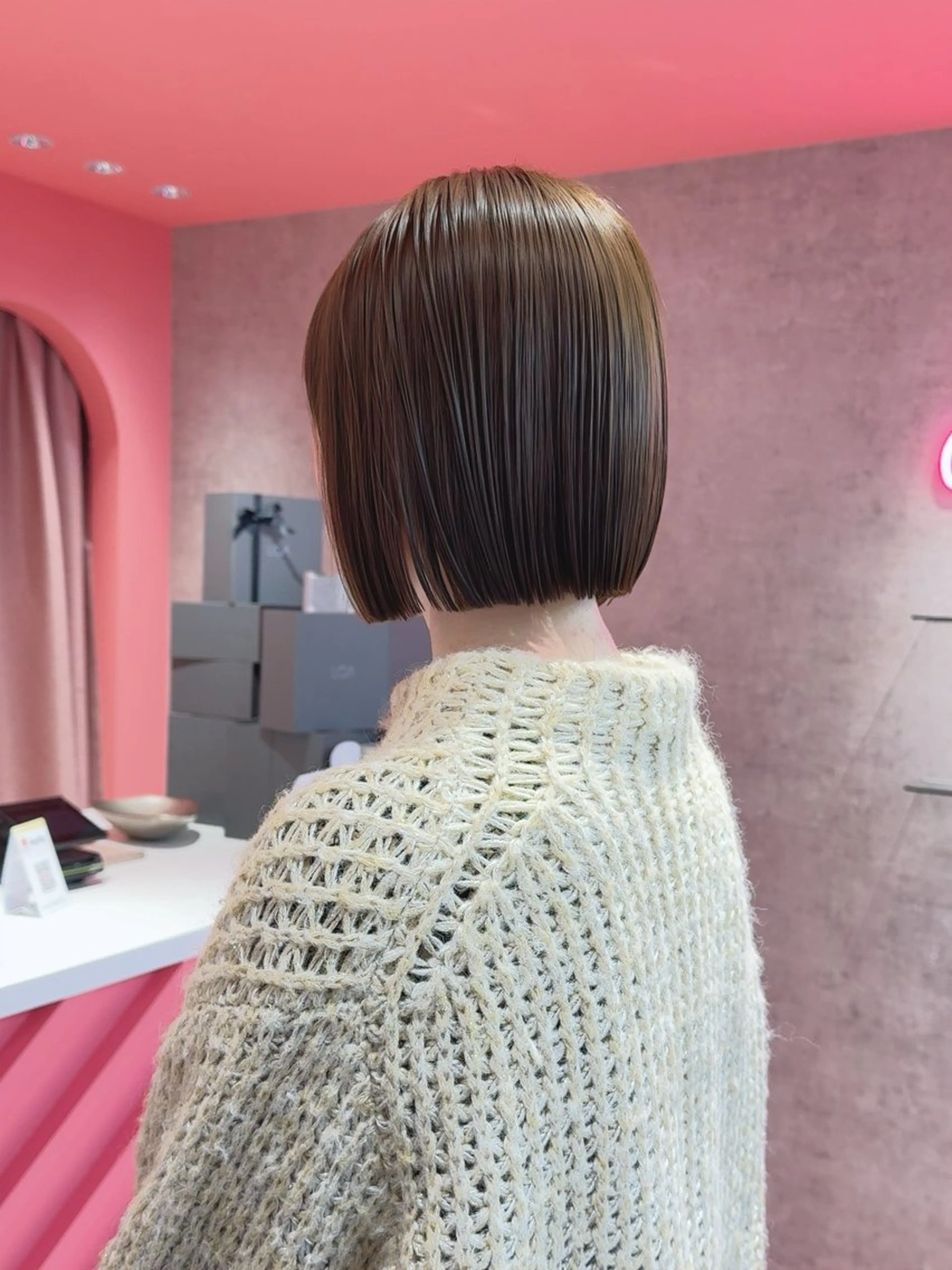 ショート カラー カット ヘアカラー トリートメント 莉乃/縮毛矯正/髪質 改善/艶カラーのヘアスタイル