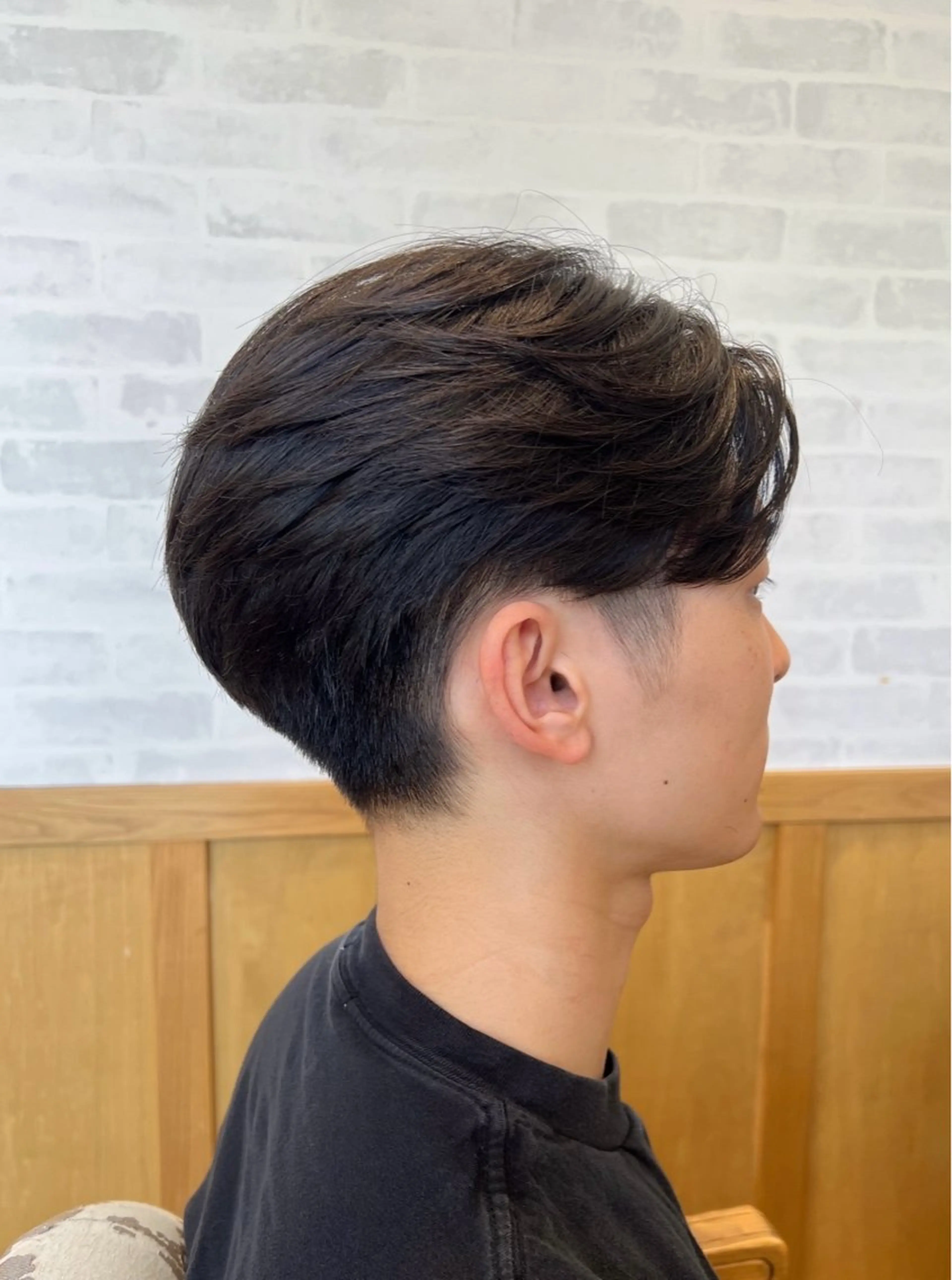メンズ 顔周りカット/透明感 カラー🤍大塚蛍のヘアスタイル