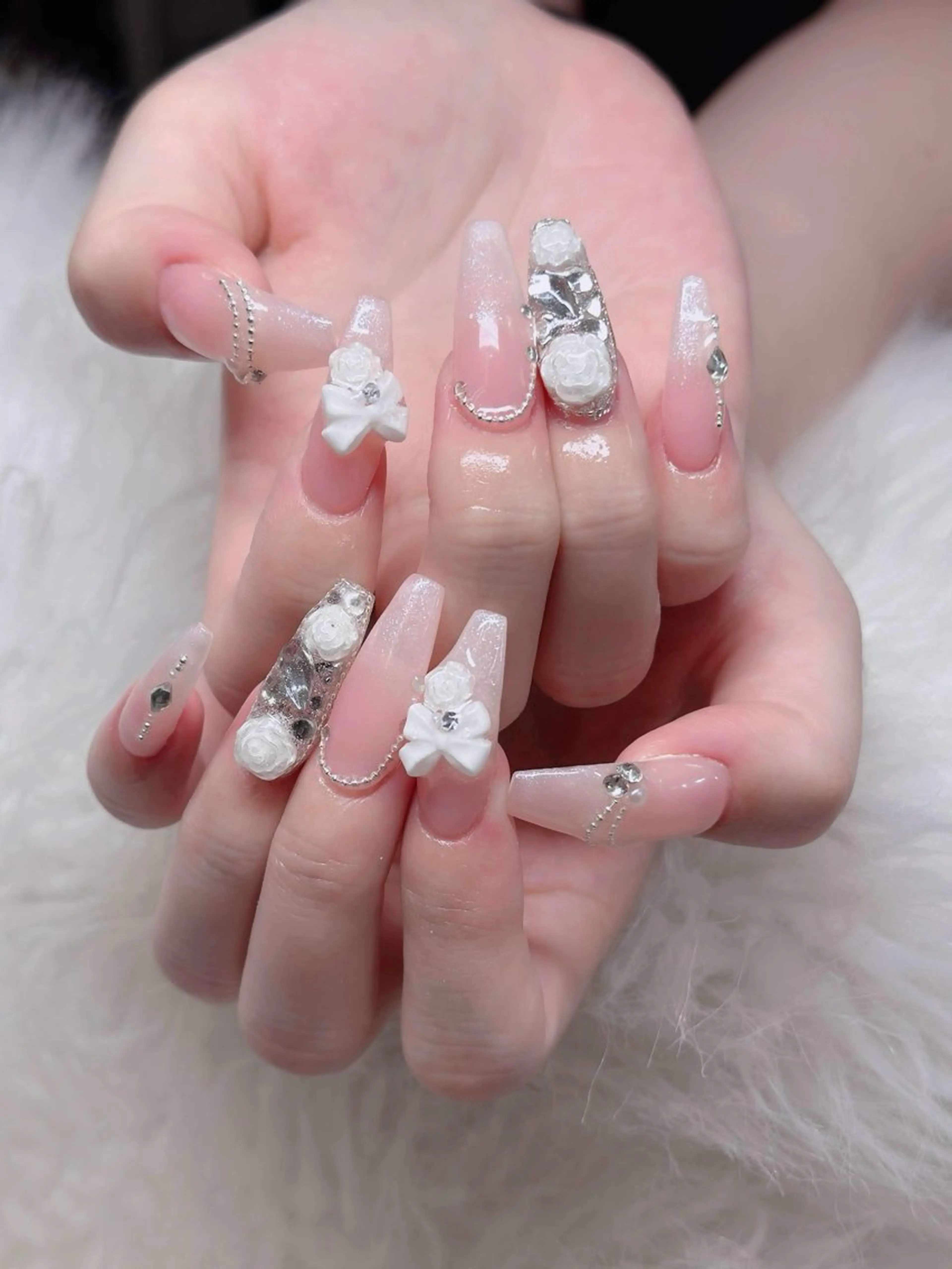 ネイル アートネイル フレンチネイル ジェルネイル 韓国ネイル マグネットネイル Lenie Nail Salonのネイルデザイン
