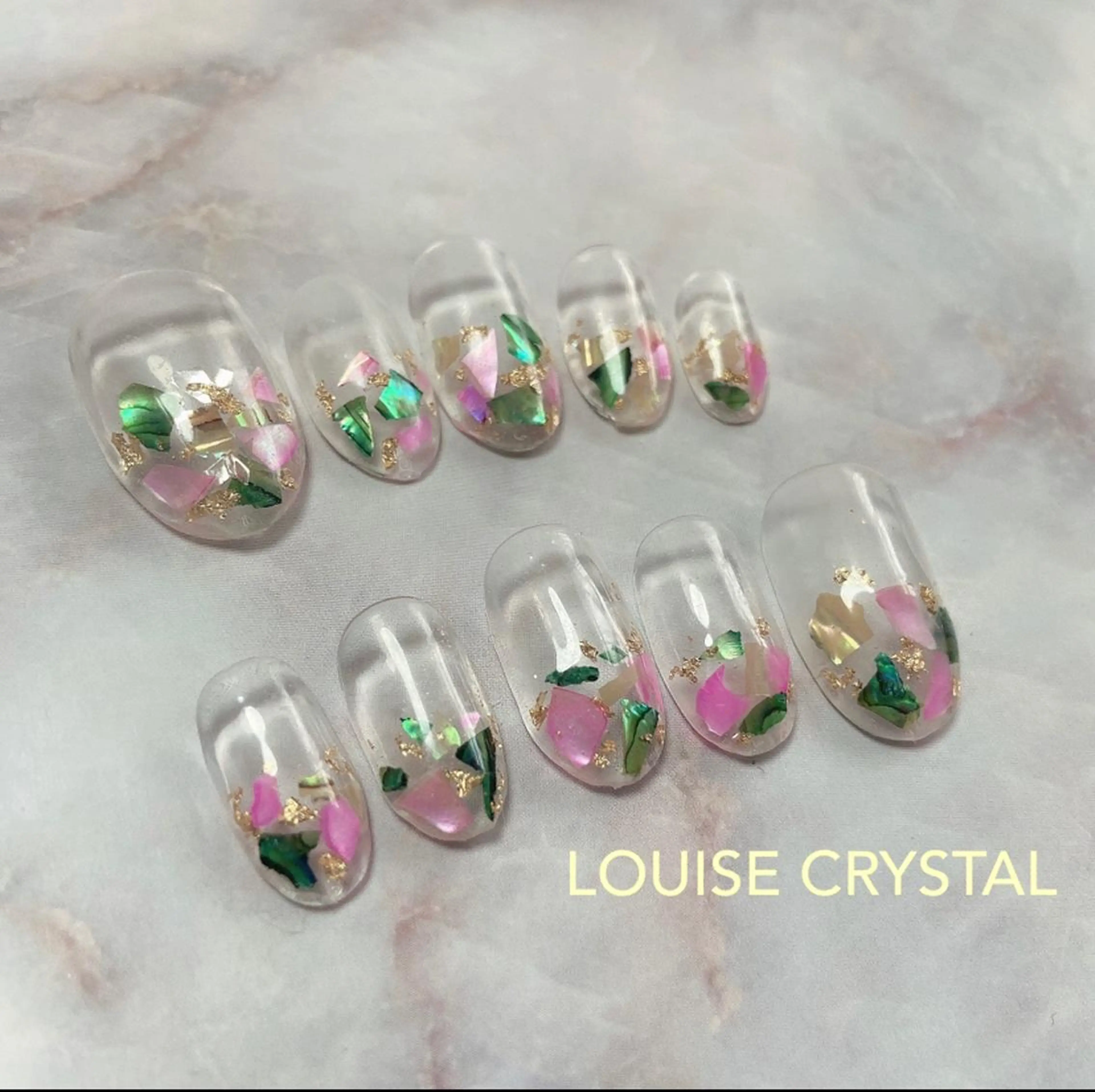 ネイル ネイルチップ LOUISE CRYSTALのネイルデザイン