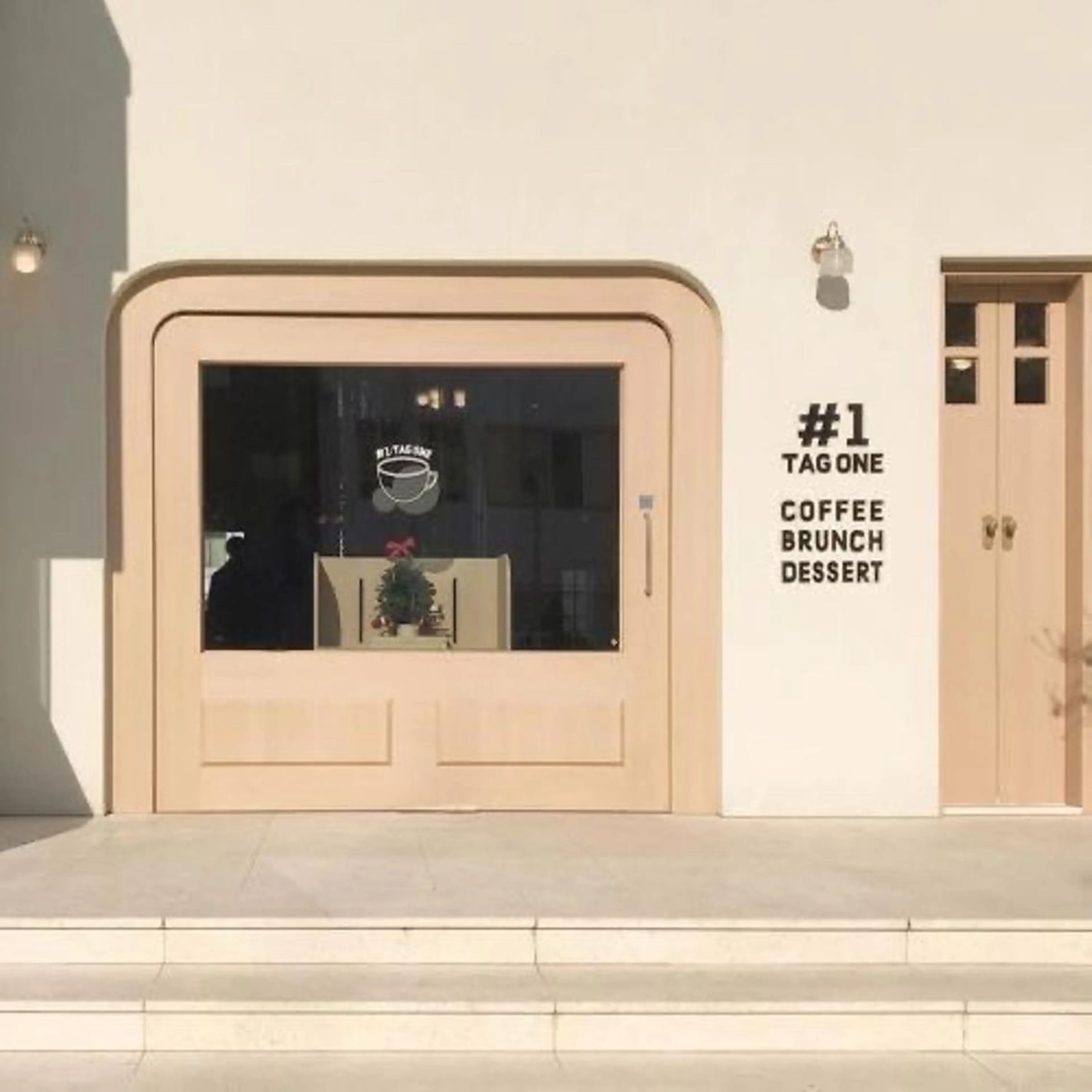 メンズ マツエク・マツパ アイブロウ Lash&brow PORTE269布施店所属・brace 竹田愛海のエステ・リラクイメージ