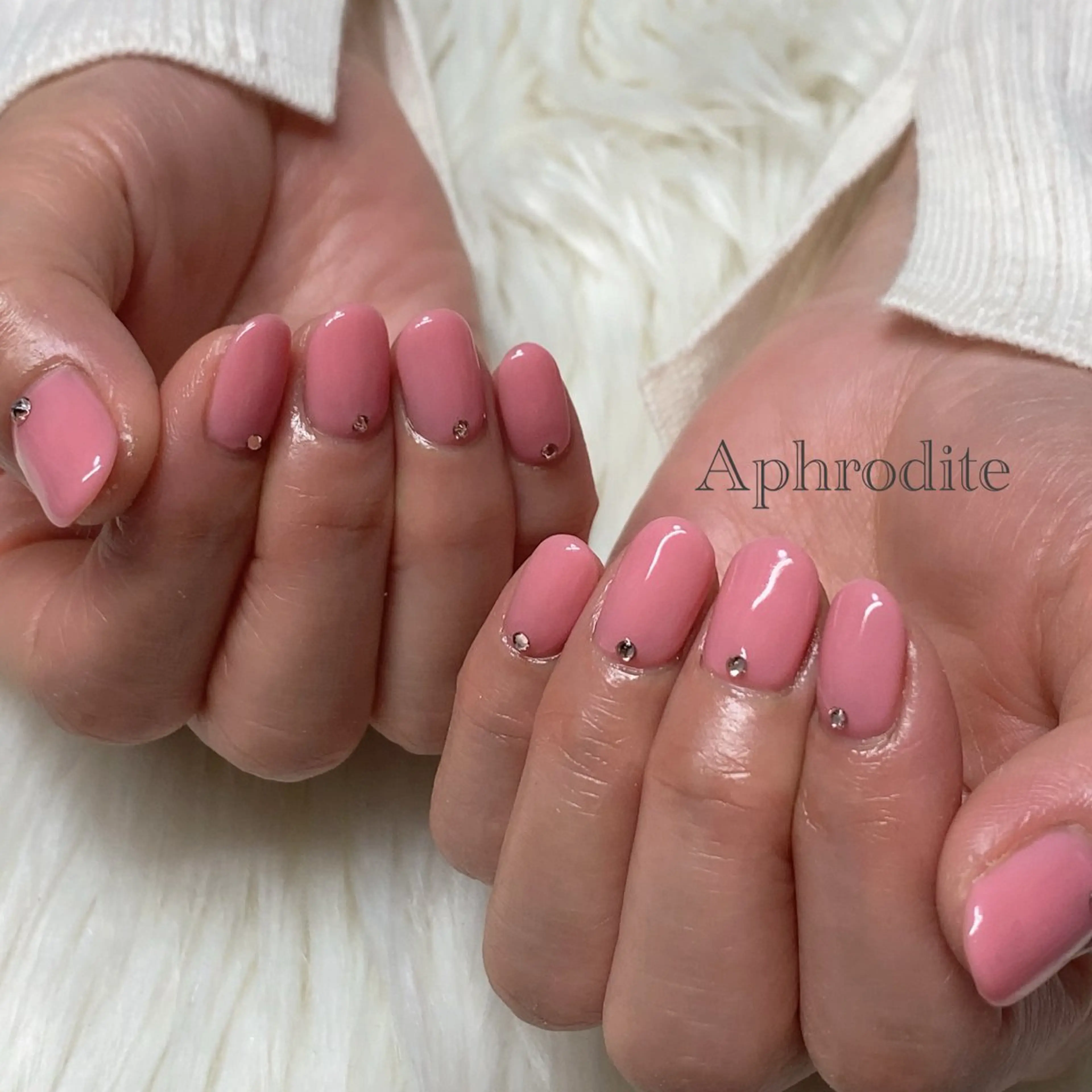 ネイル Aphrodite パラジェル認定サロンのネイルデザイン