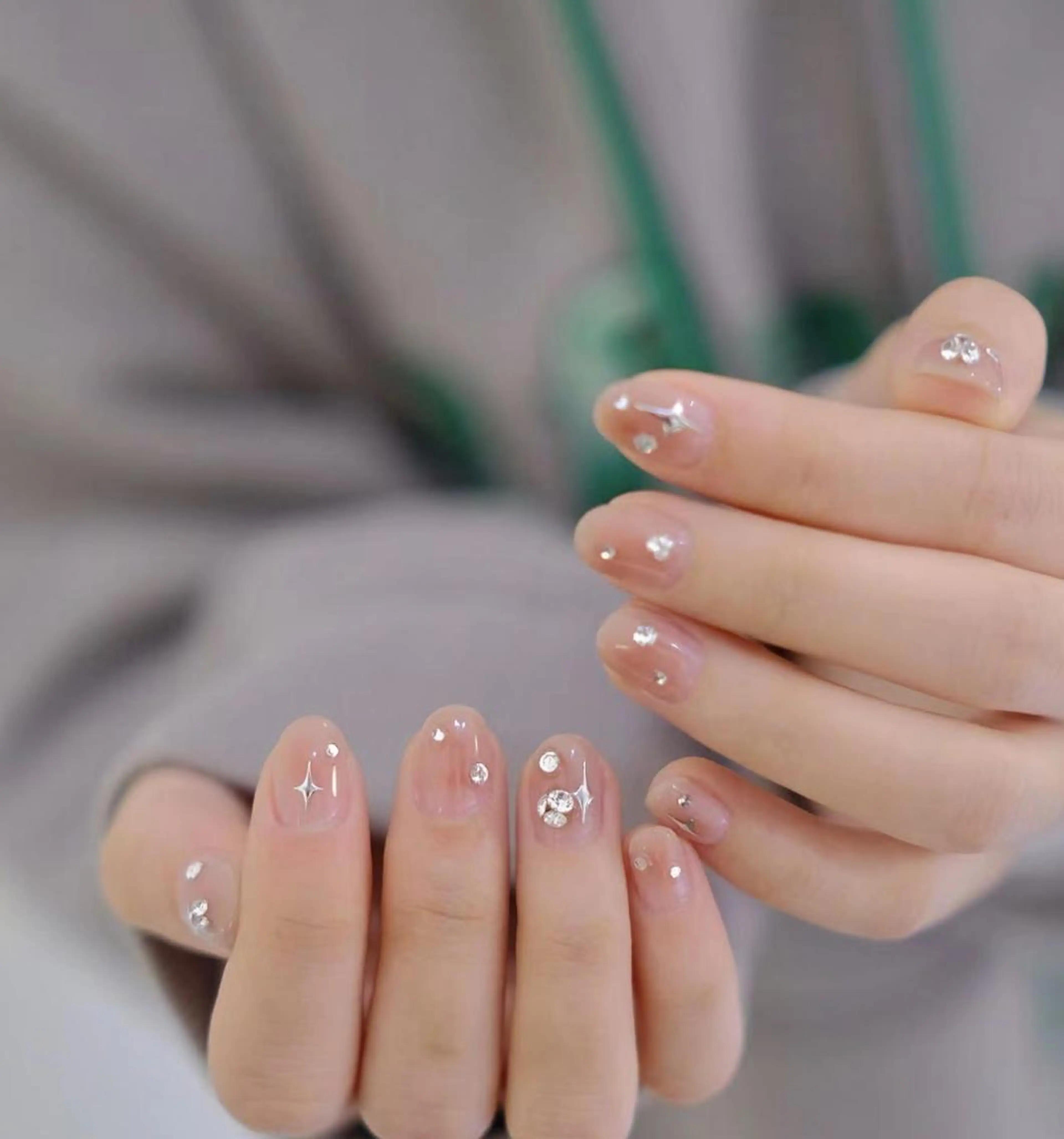 ネイル Queens テイのネイルデザイン