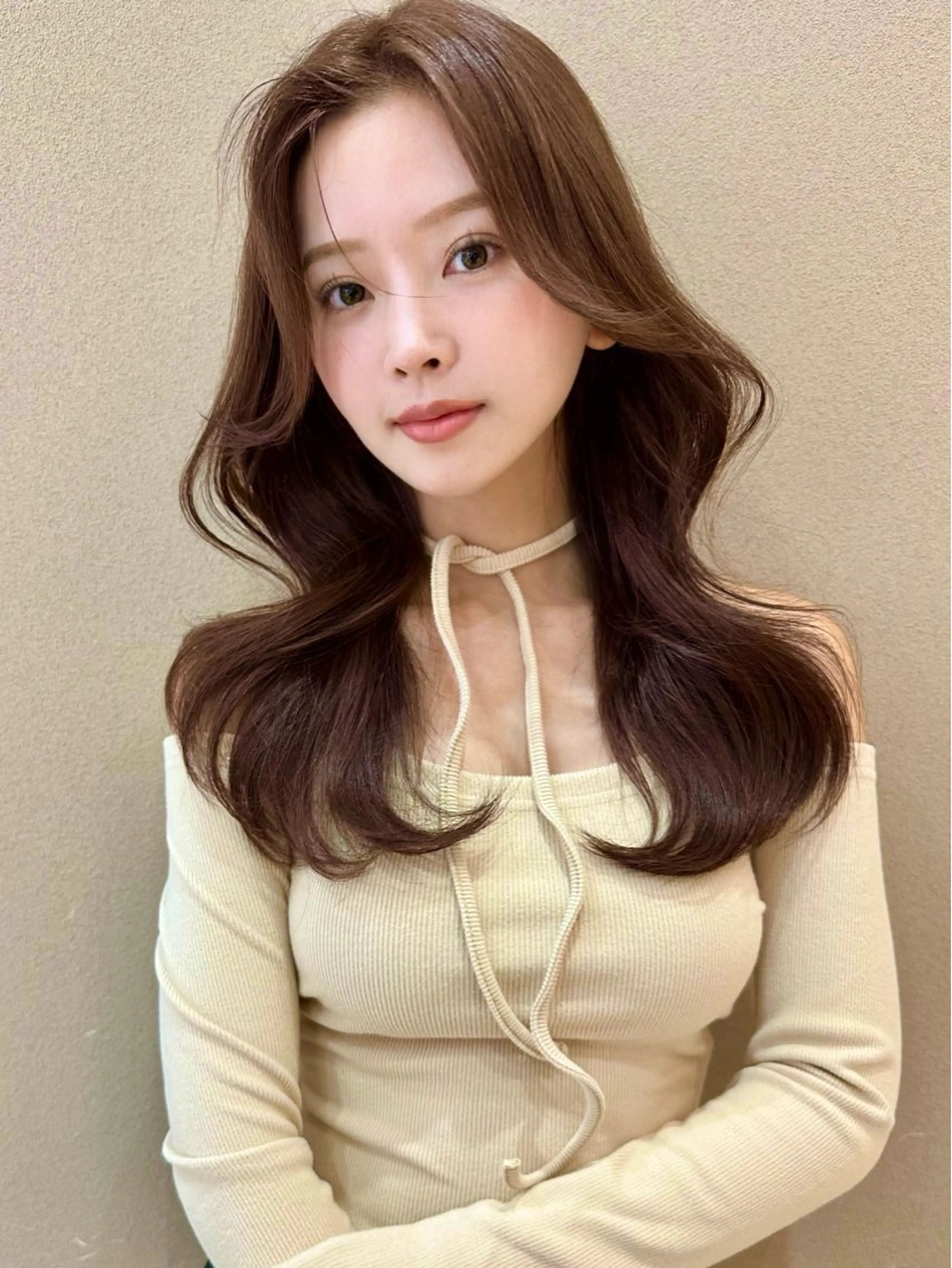 セミロング カラー カット ヘアカラー トリートメント 興津/韓国レイヤー ダブルカラー美髪縮毛のヘアスタイル