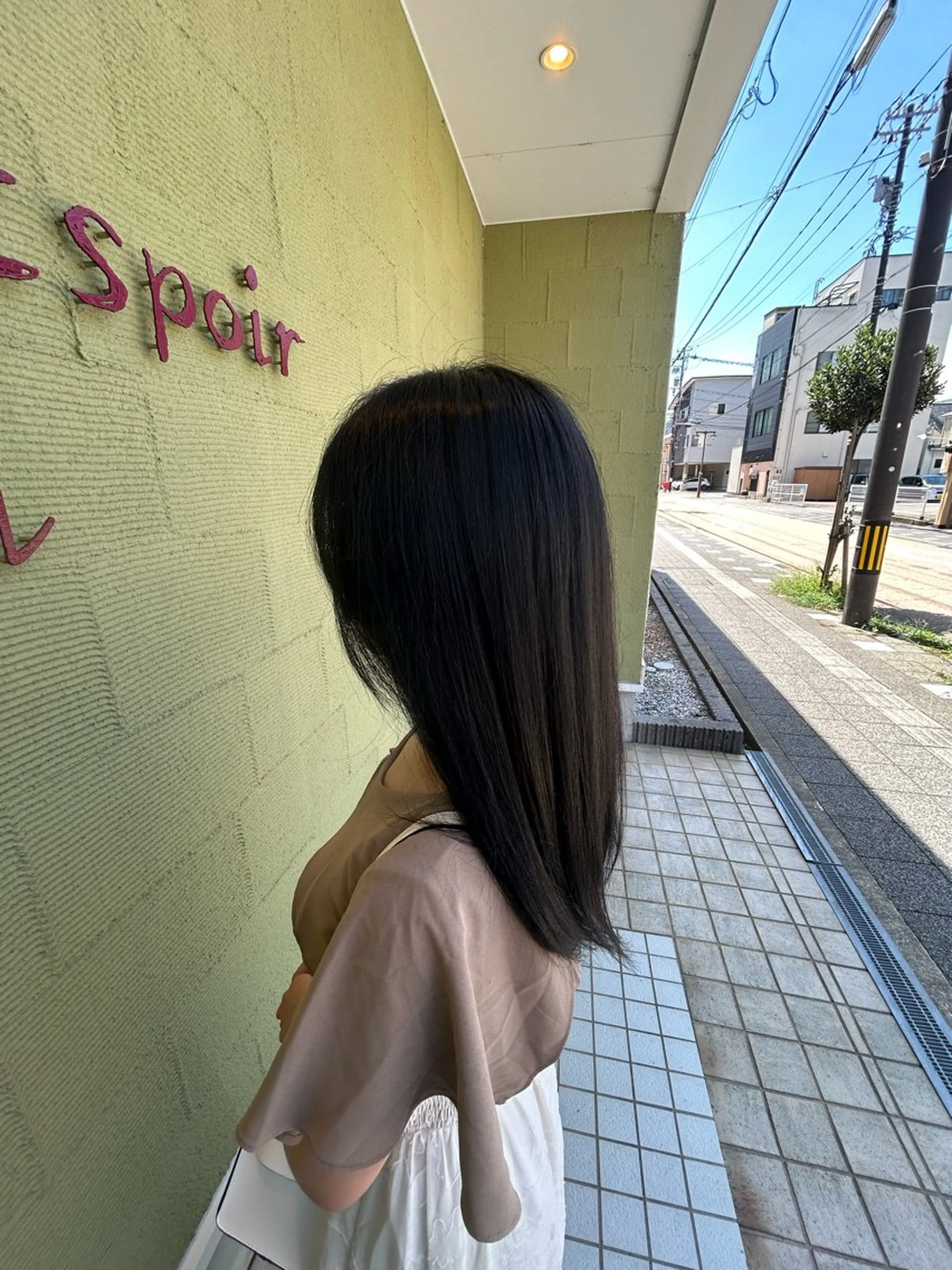 ミディアム ヘアカラー 坂口 遥香のヘアスタイル