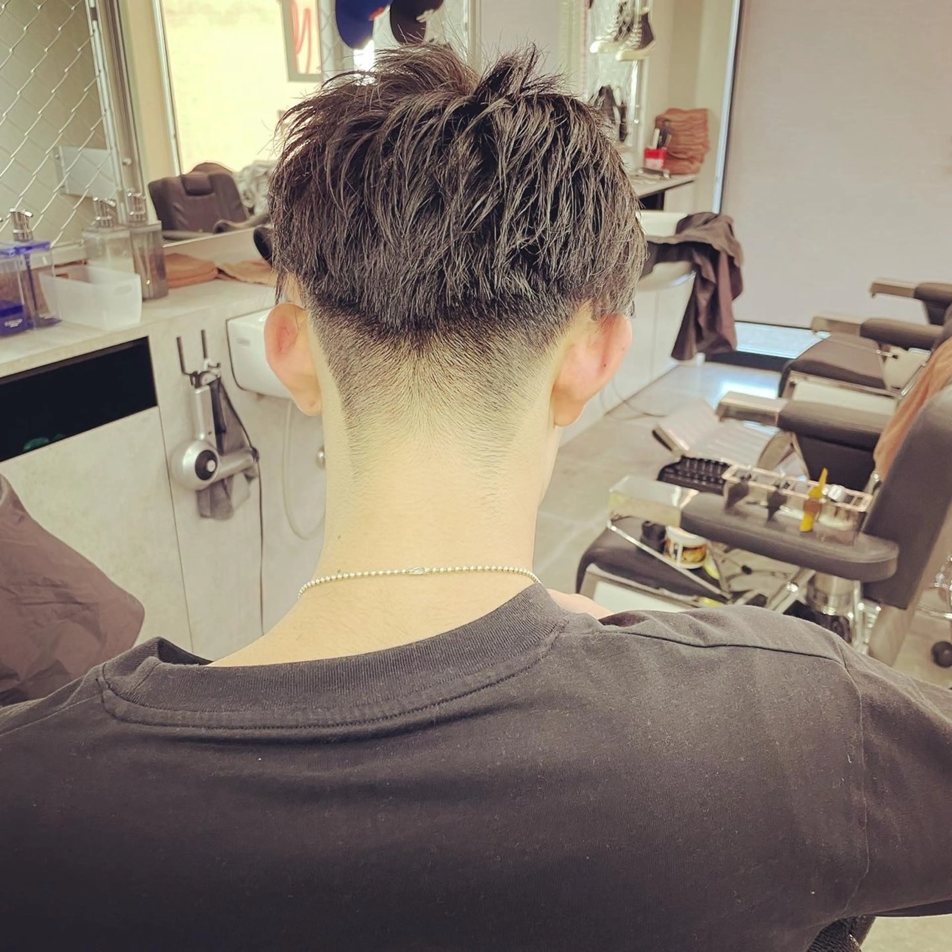 メンズ 刈り上げ 💈FADE &LINE安達のヘアスタイル