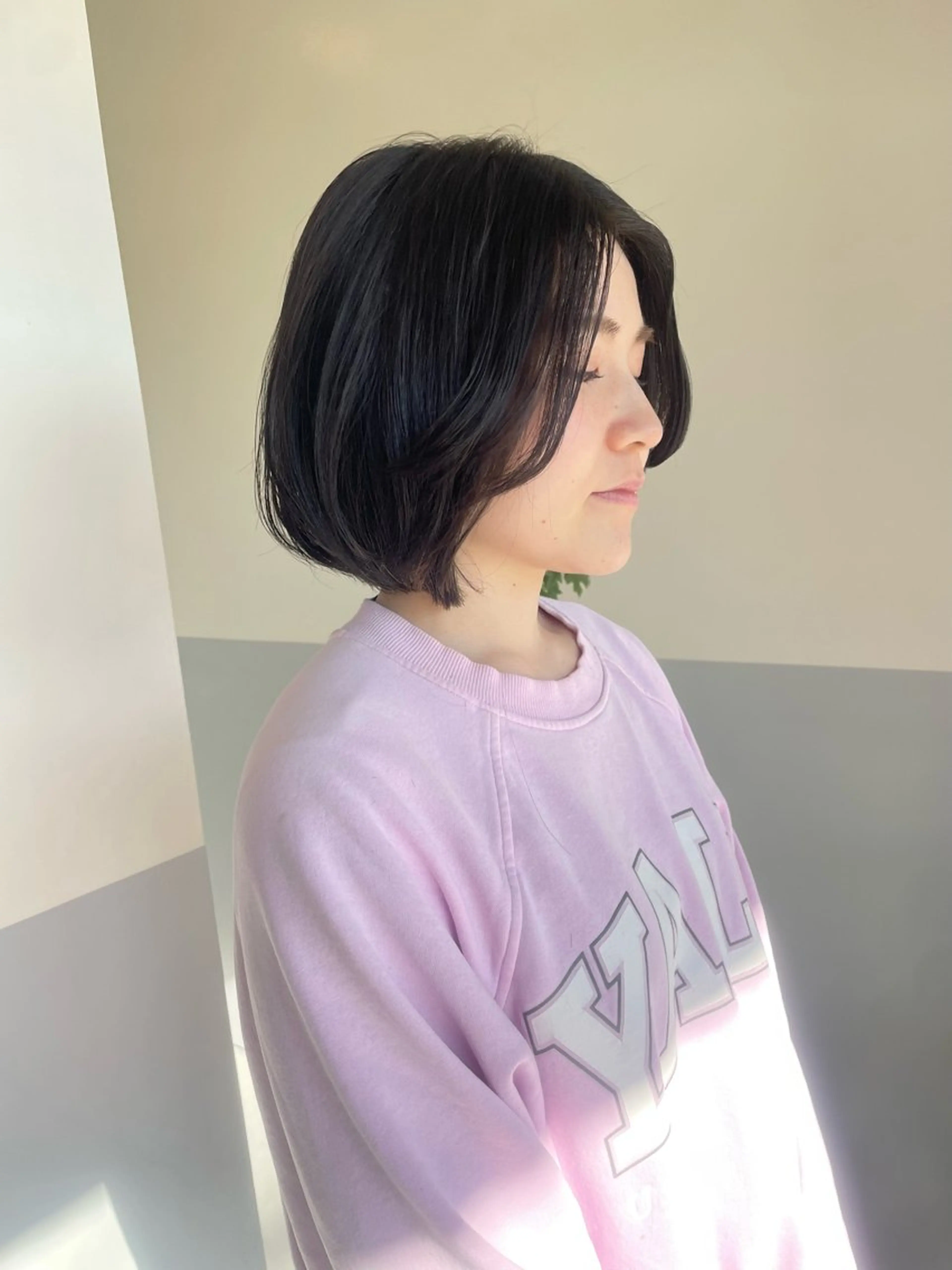 ミディアム ボブ レイヤーカット 小久保 里紗のヘアスタイル