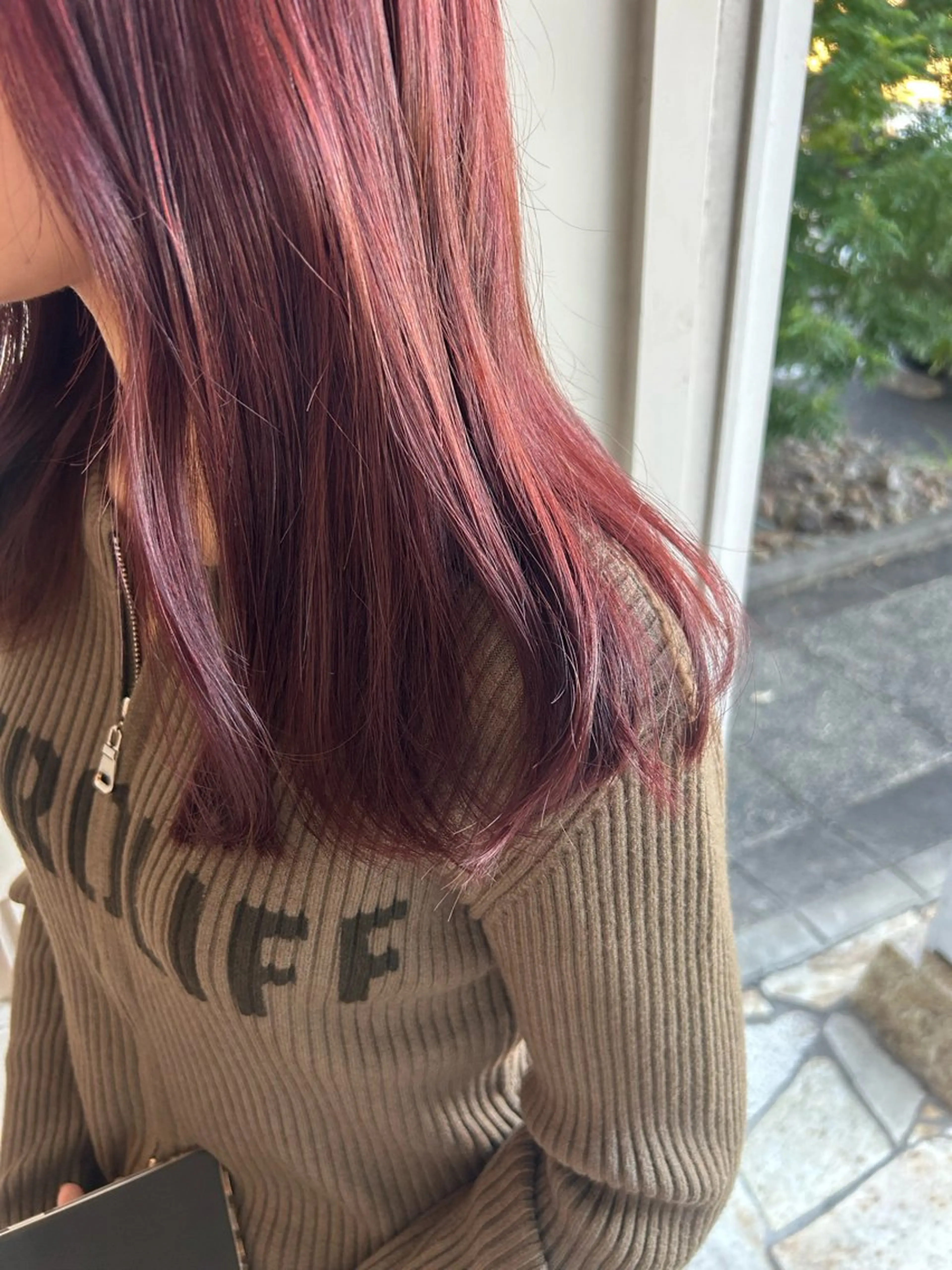 ミディアム カラー 金森 有希のヘアスタイル