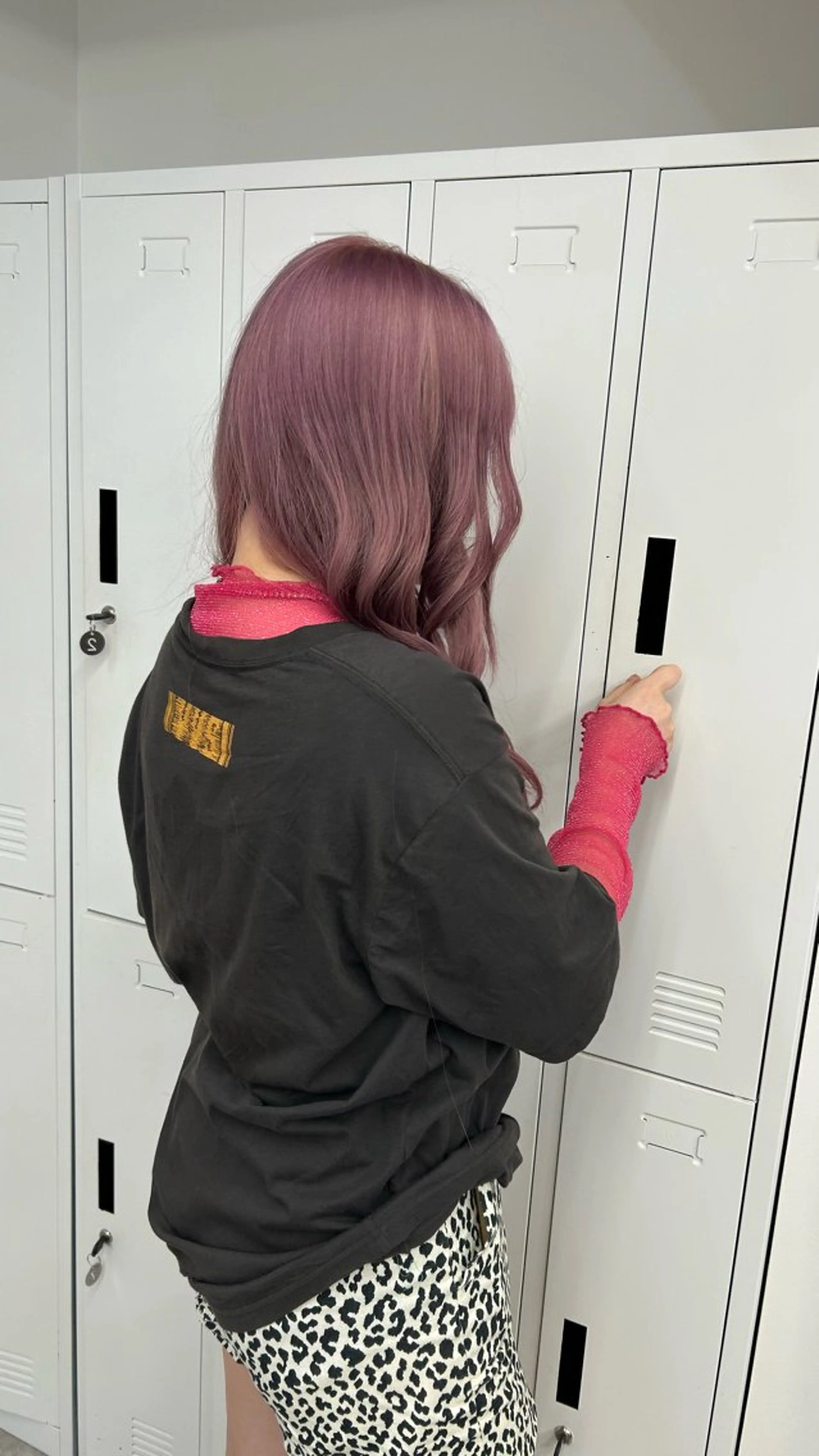 ロング カラー アッシュ ベージュカラー ブリーチ ブロンド ブロンドベージュ PELE所属・💍透明感 💖艶ミルクティーのヘアスタイル