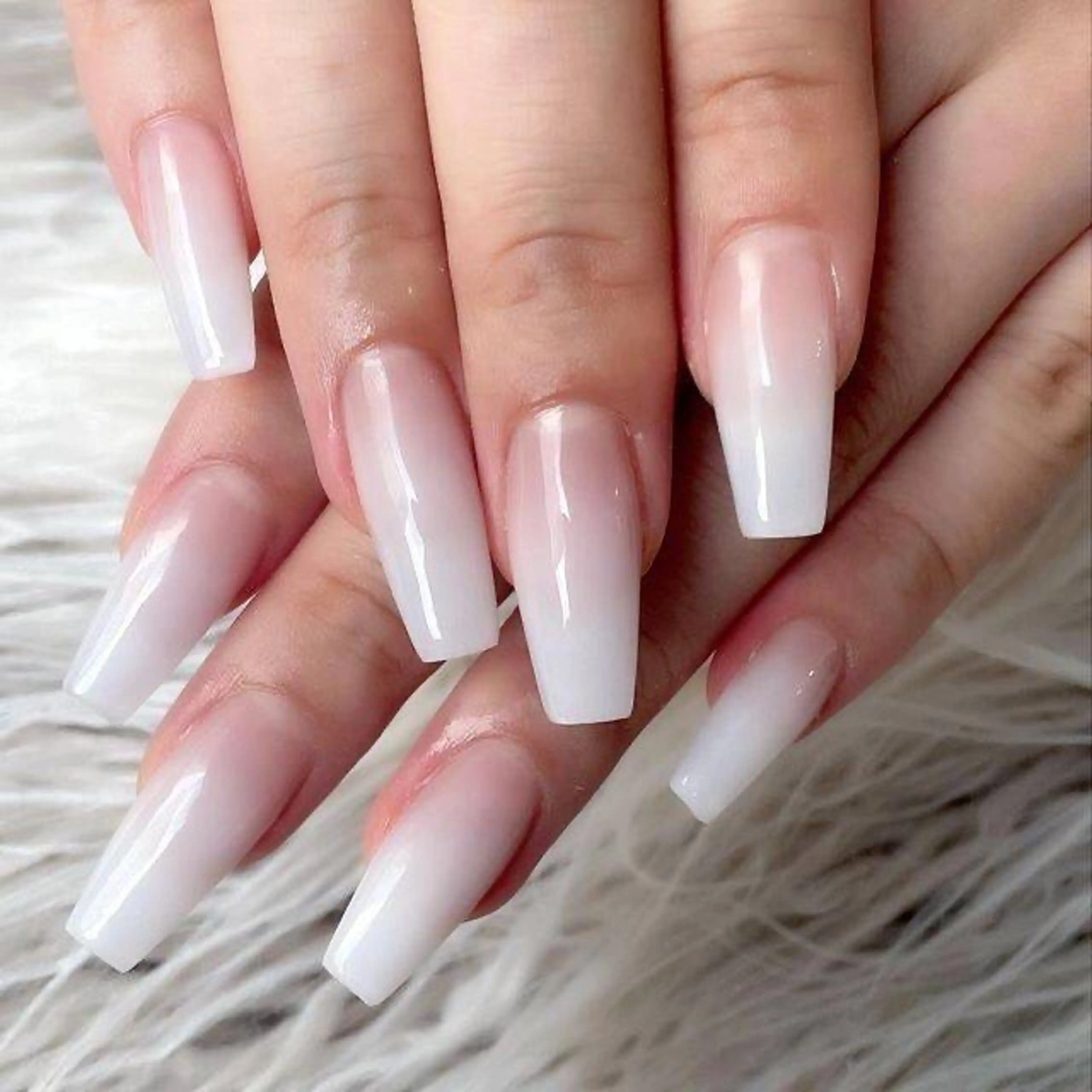 ネイル ネイルサロンカラーエイト所属・color.8 AYAのネイルデザイン