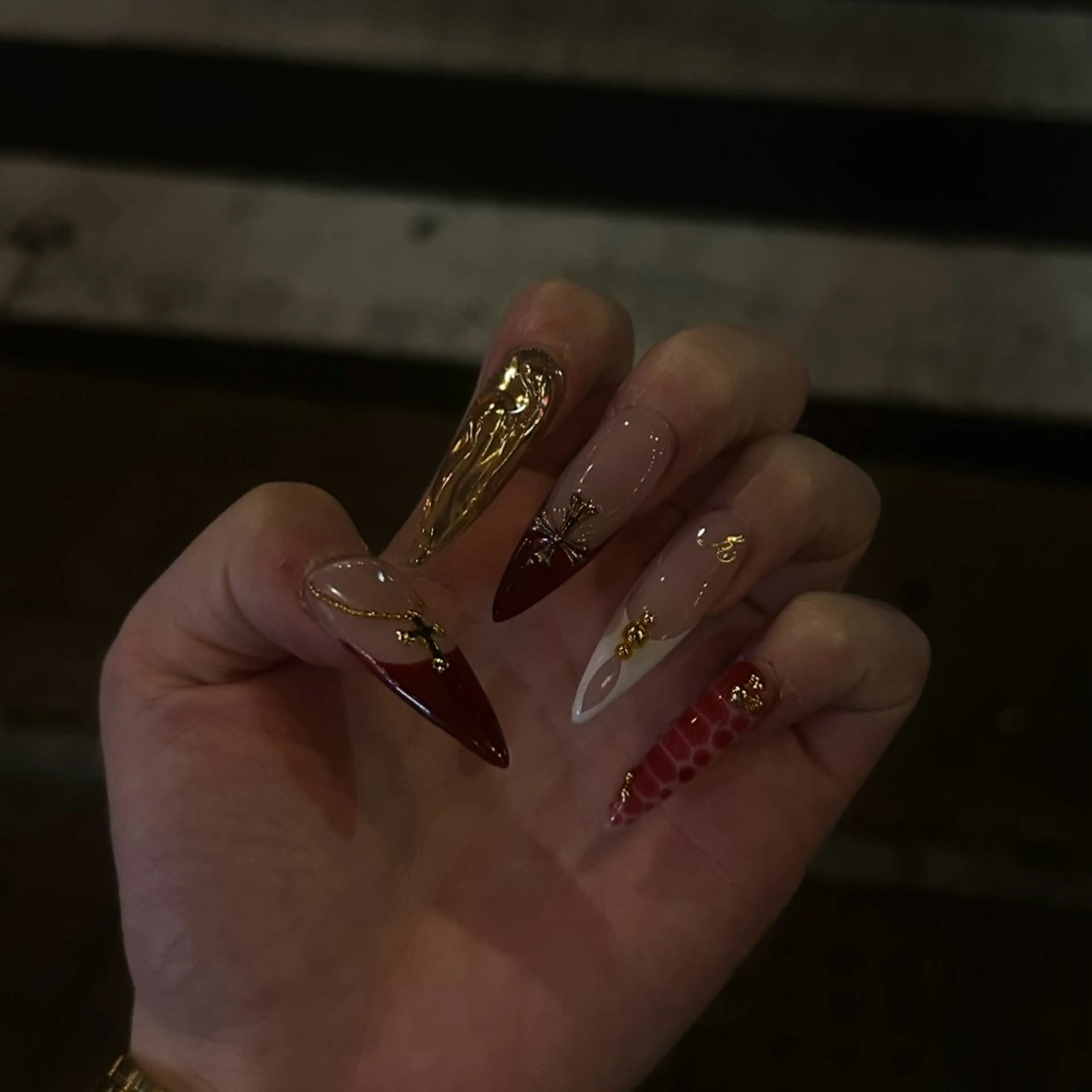 ネイル アートネイル スカルプネイル ネイルチップ ハンドネイル IROHA NAIL 横山佳那のネイルデザイン