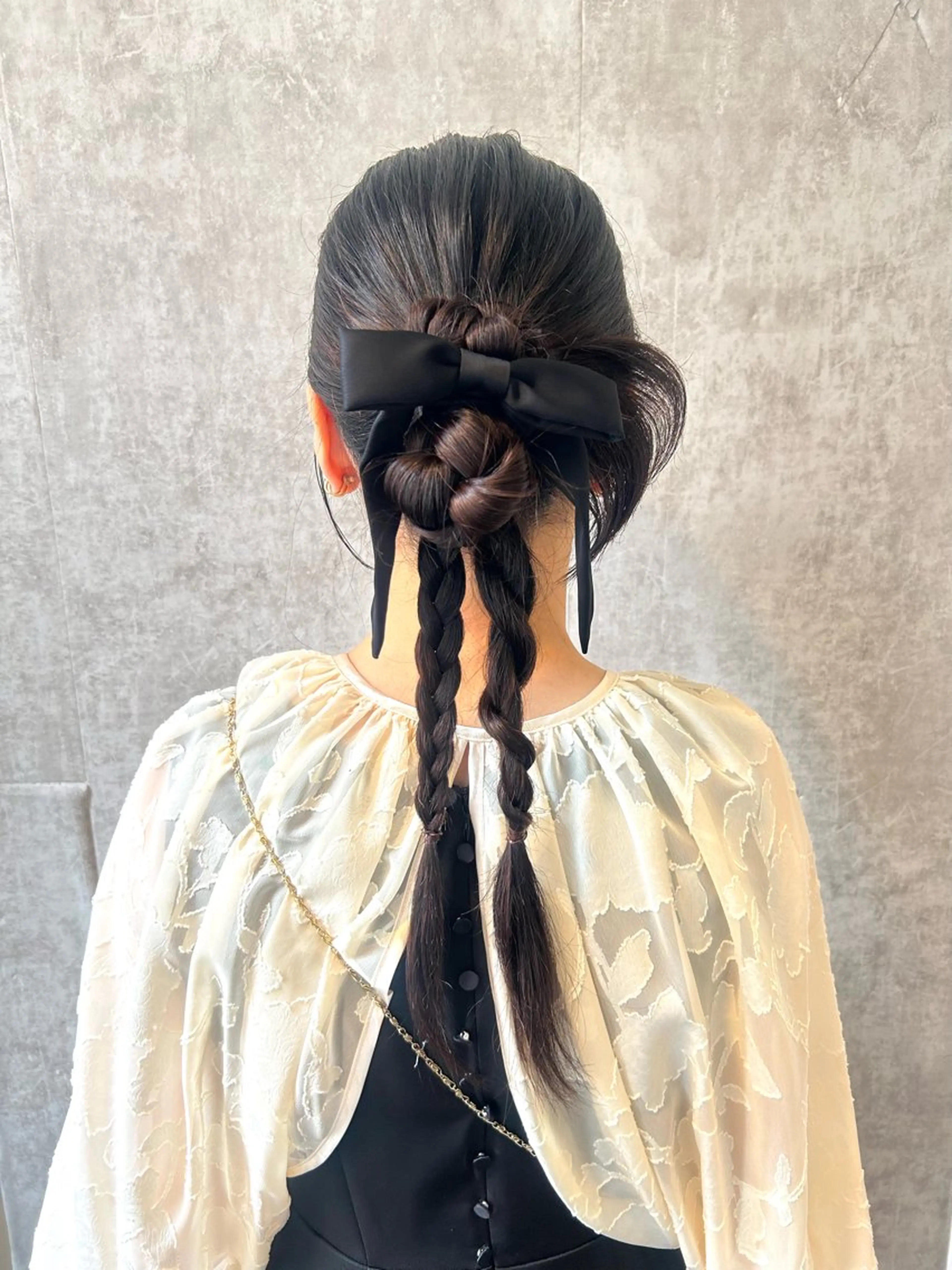 ヘアアレンジ ヘアセット ハイトーン👱‍♀️ エクステ/彩花のヘアスタイル