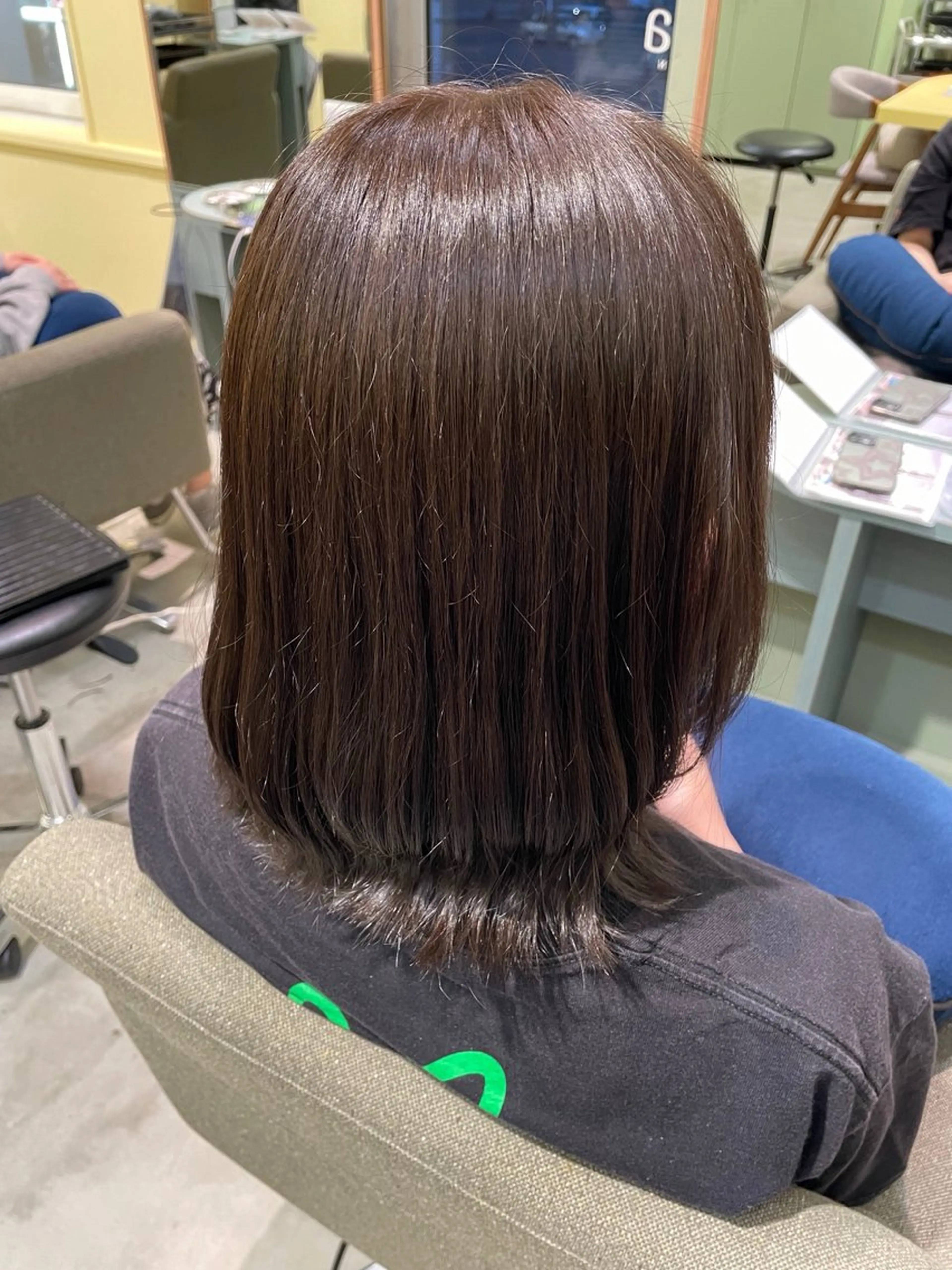 ミディアム カラー 中井 菜々香のヘアスタイル