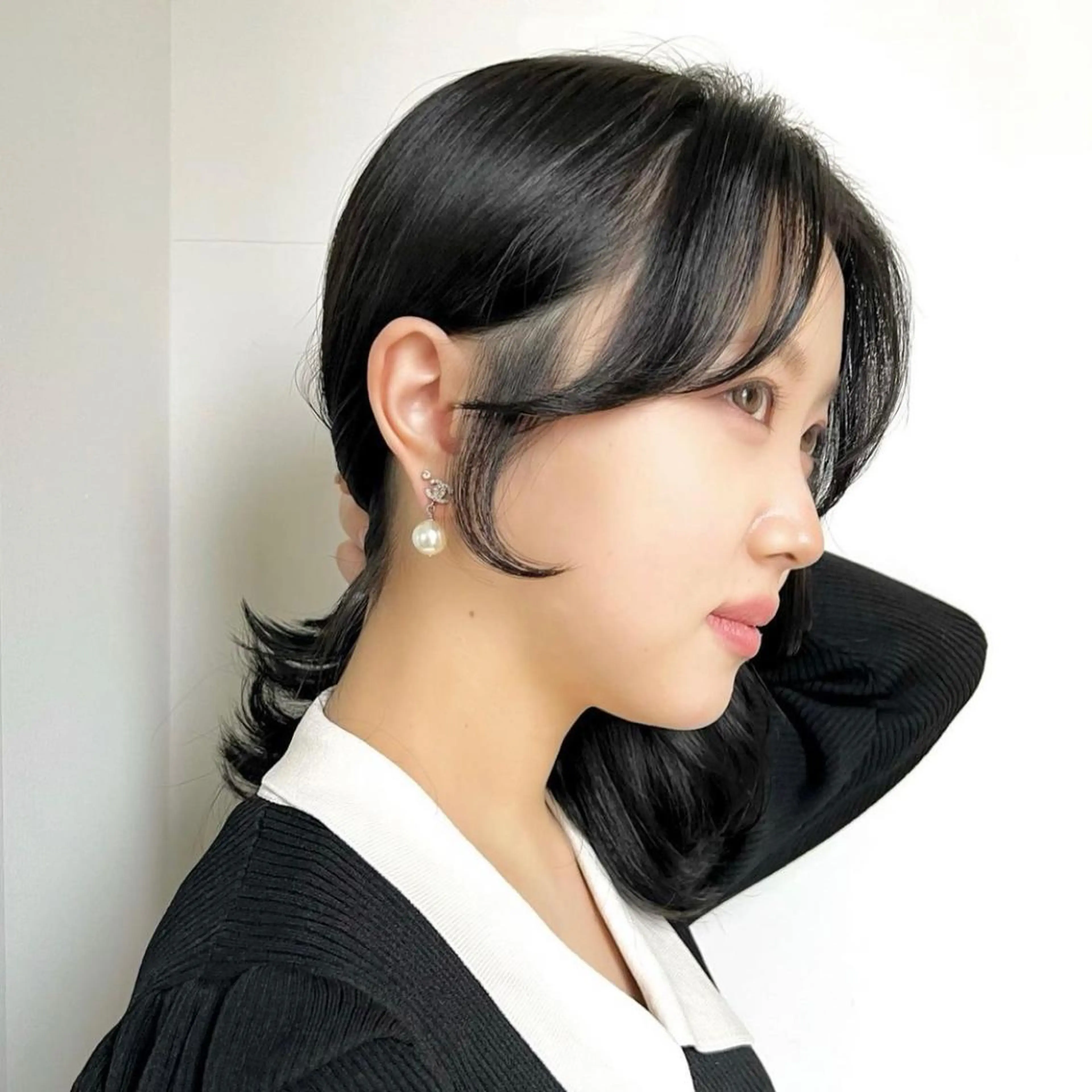 セミロング カラー 韓国風ヘア おくれ毛 カット 韓国ヘア /男女☘️ 細江 美紅のヘアスタイル