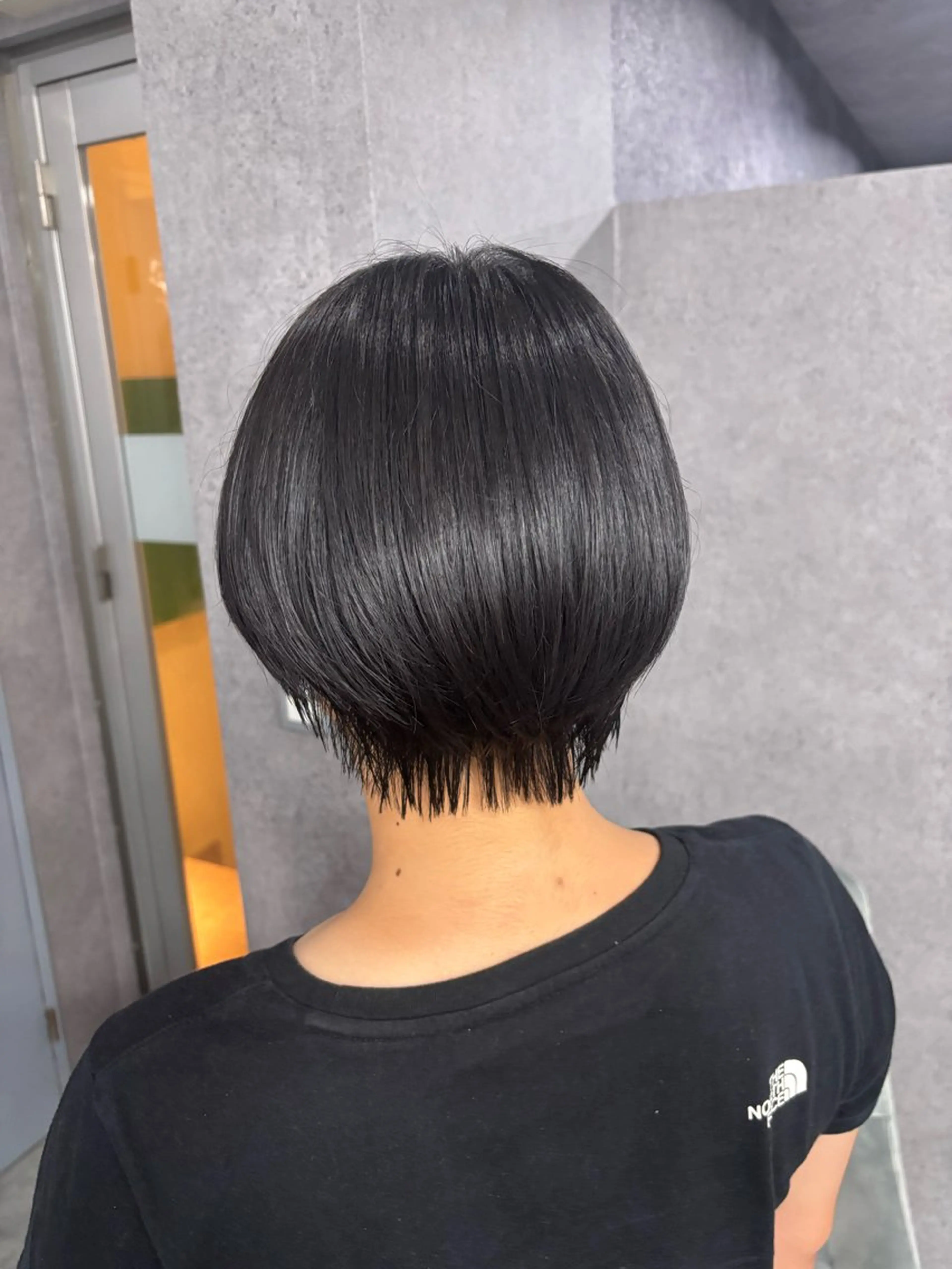 ショート ボブ ショートヘア 森岡 紗羽のヘアスタイル