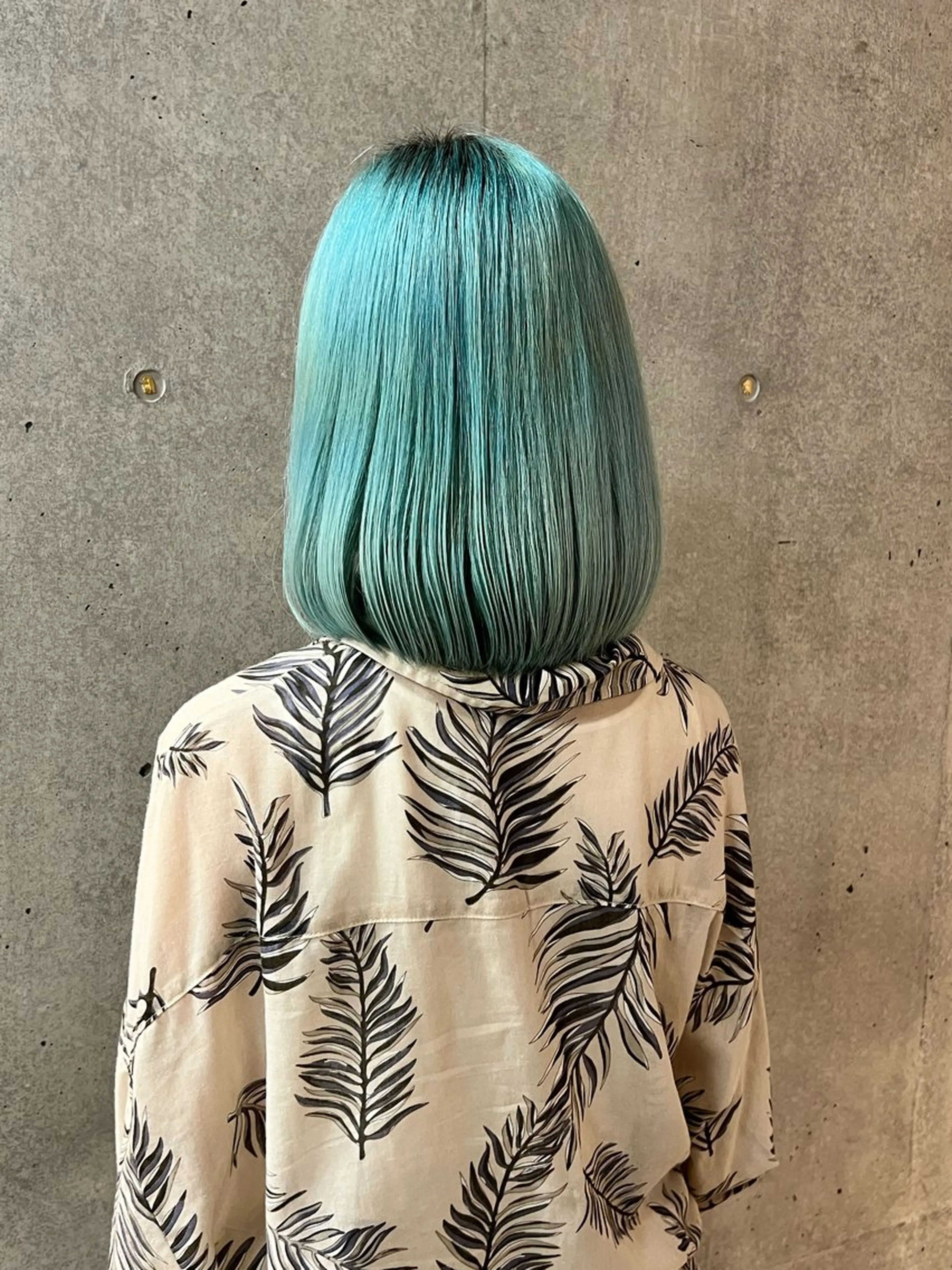 ミディアム カット ヘアカラー 青木 健志郎のヘアスタイル