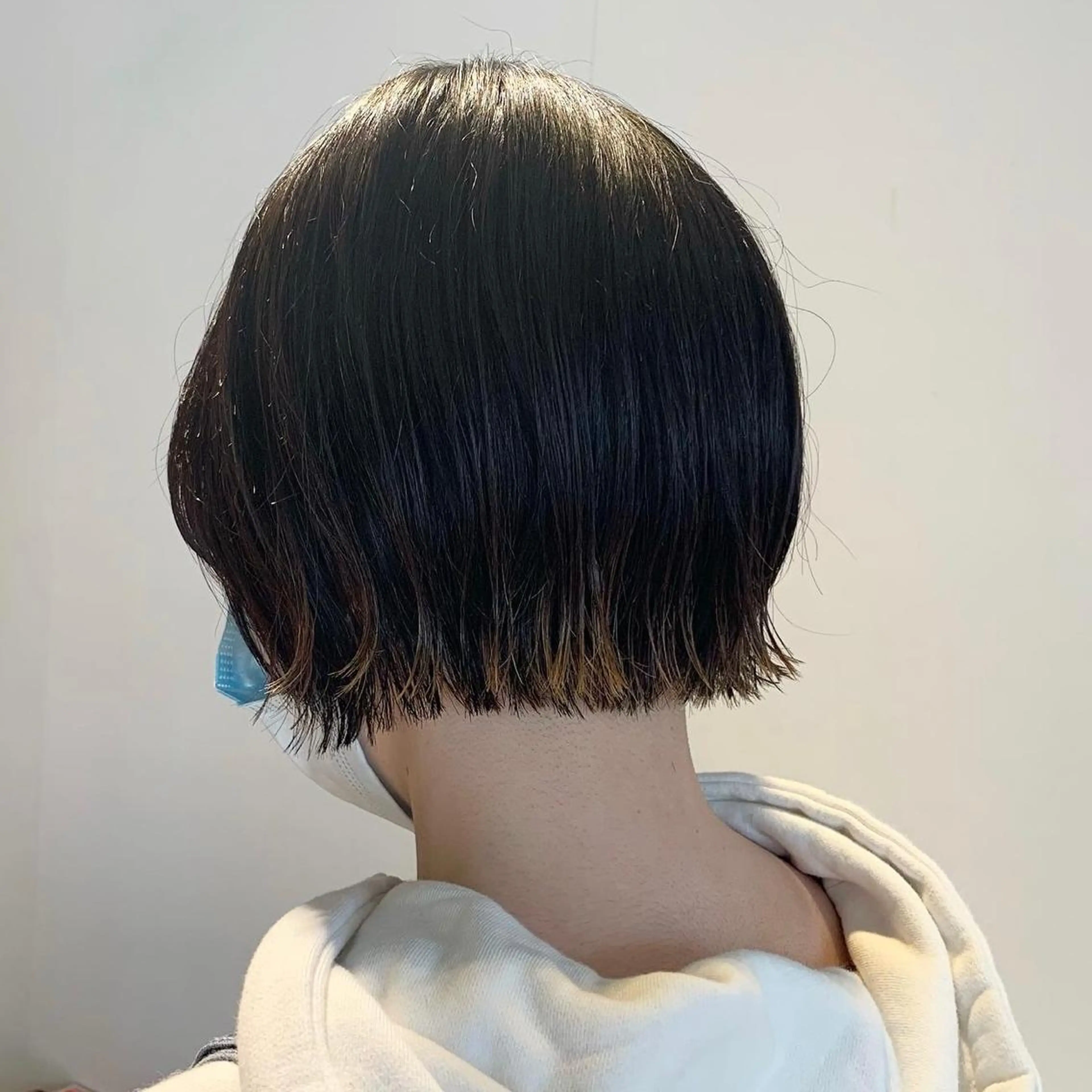 カラー コウノス マサコのヘアスタイル