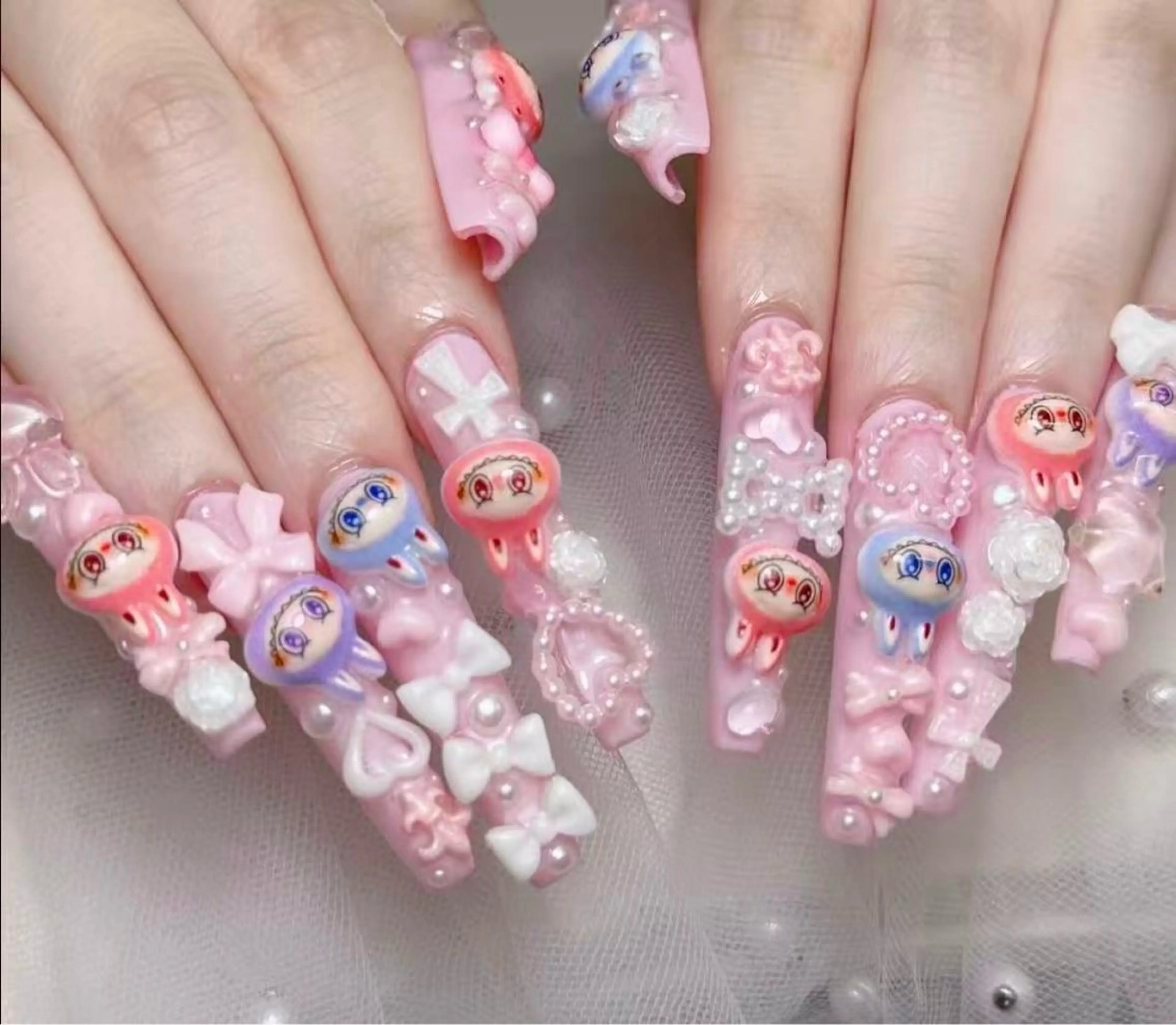 ネイル ハンドネイル フットネイル ハンドケア you美ネイル所属・小林 加奈のネイルデザイン