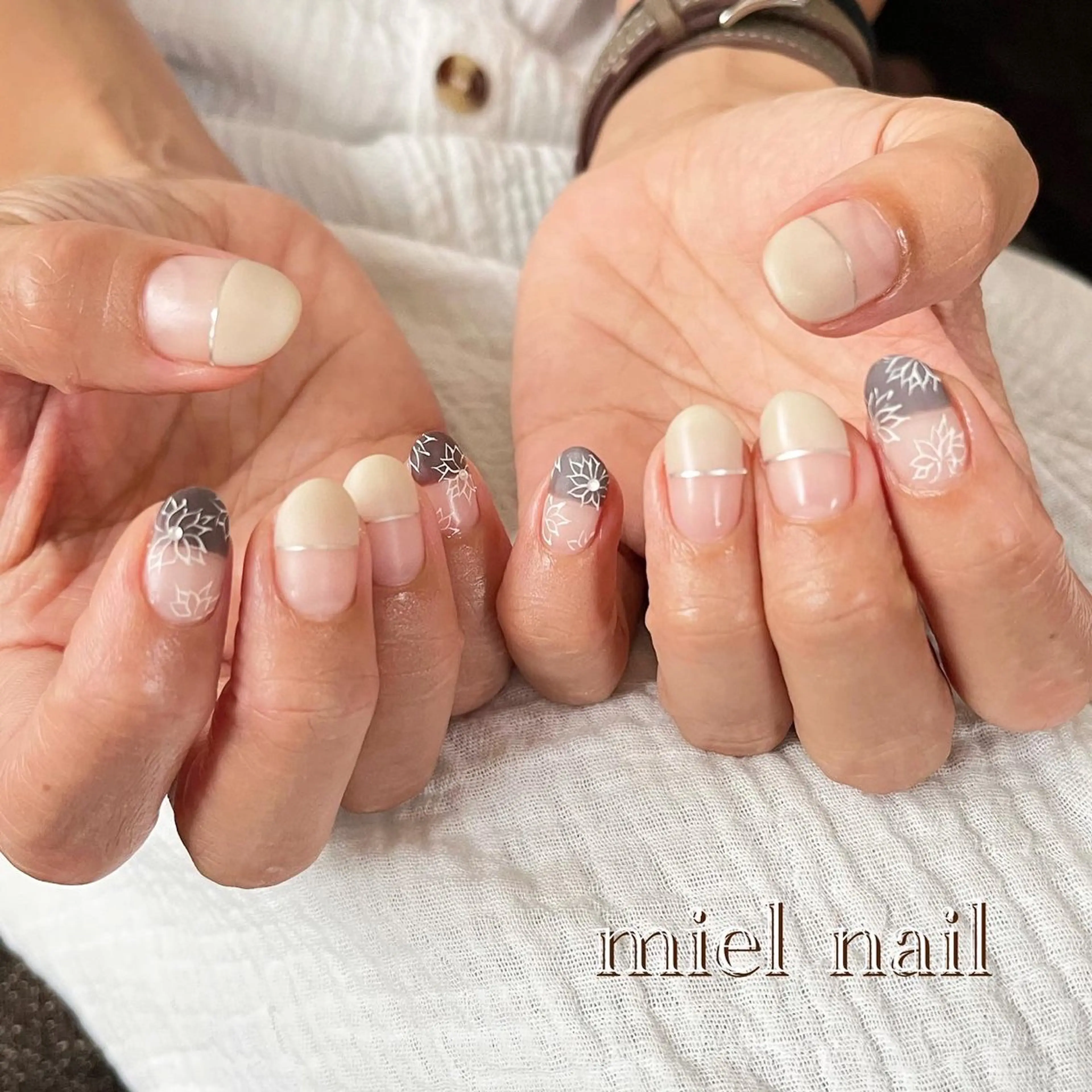 ネイル ブラウン フレンチネイル マットネイル 冬ネイル ハンドネイル miel nailのネイルデザイン