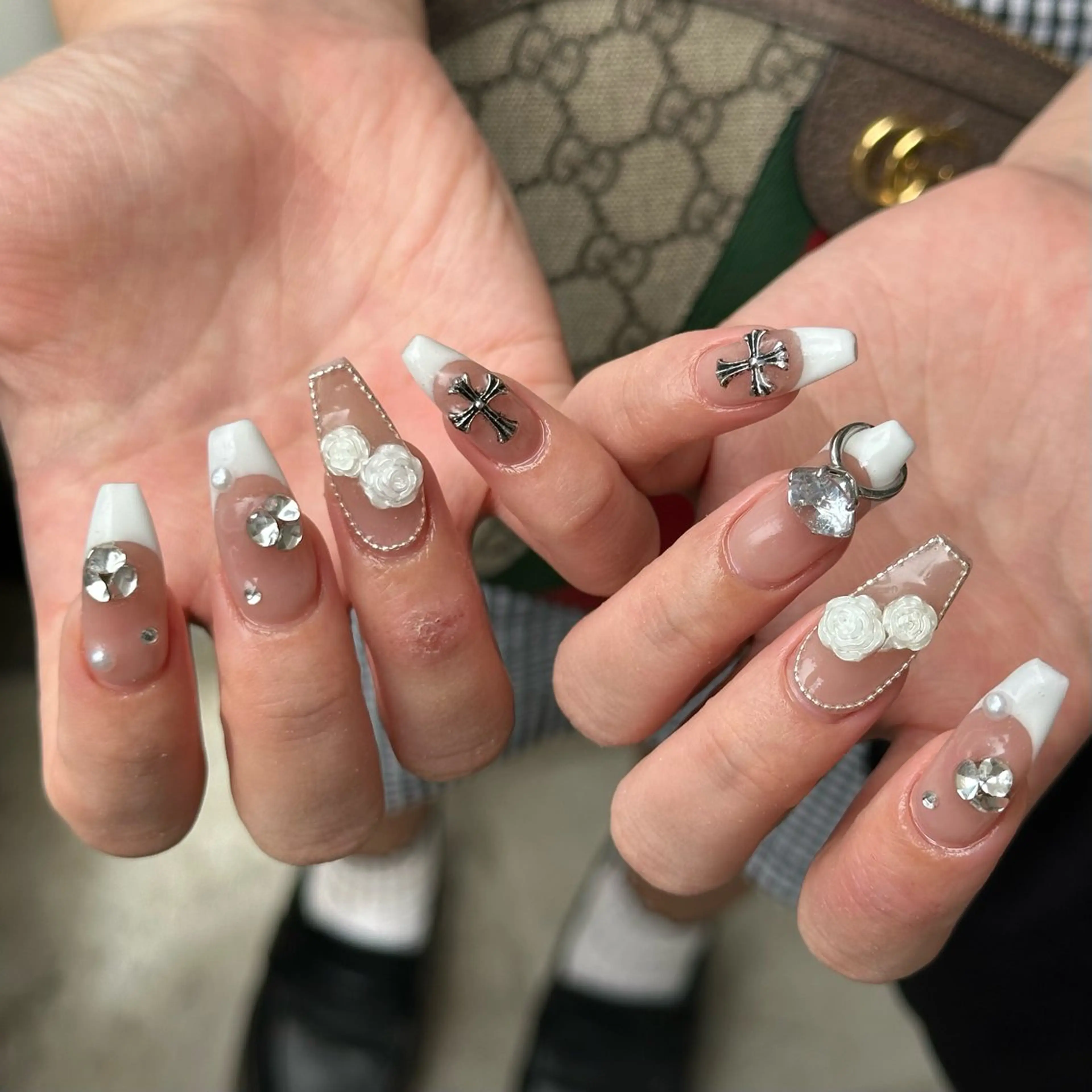 ネイル ハンドネイル Nailist Amiのネイルデザイン